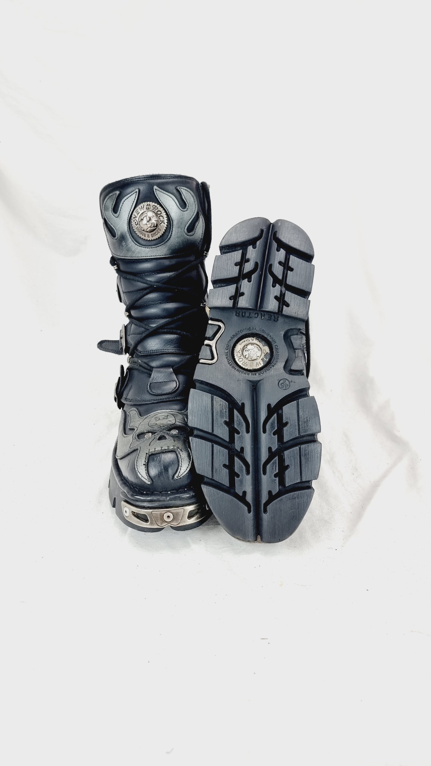 EU 45 / UK 10.5 New Rock Boots