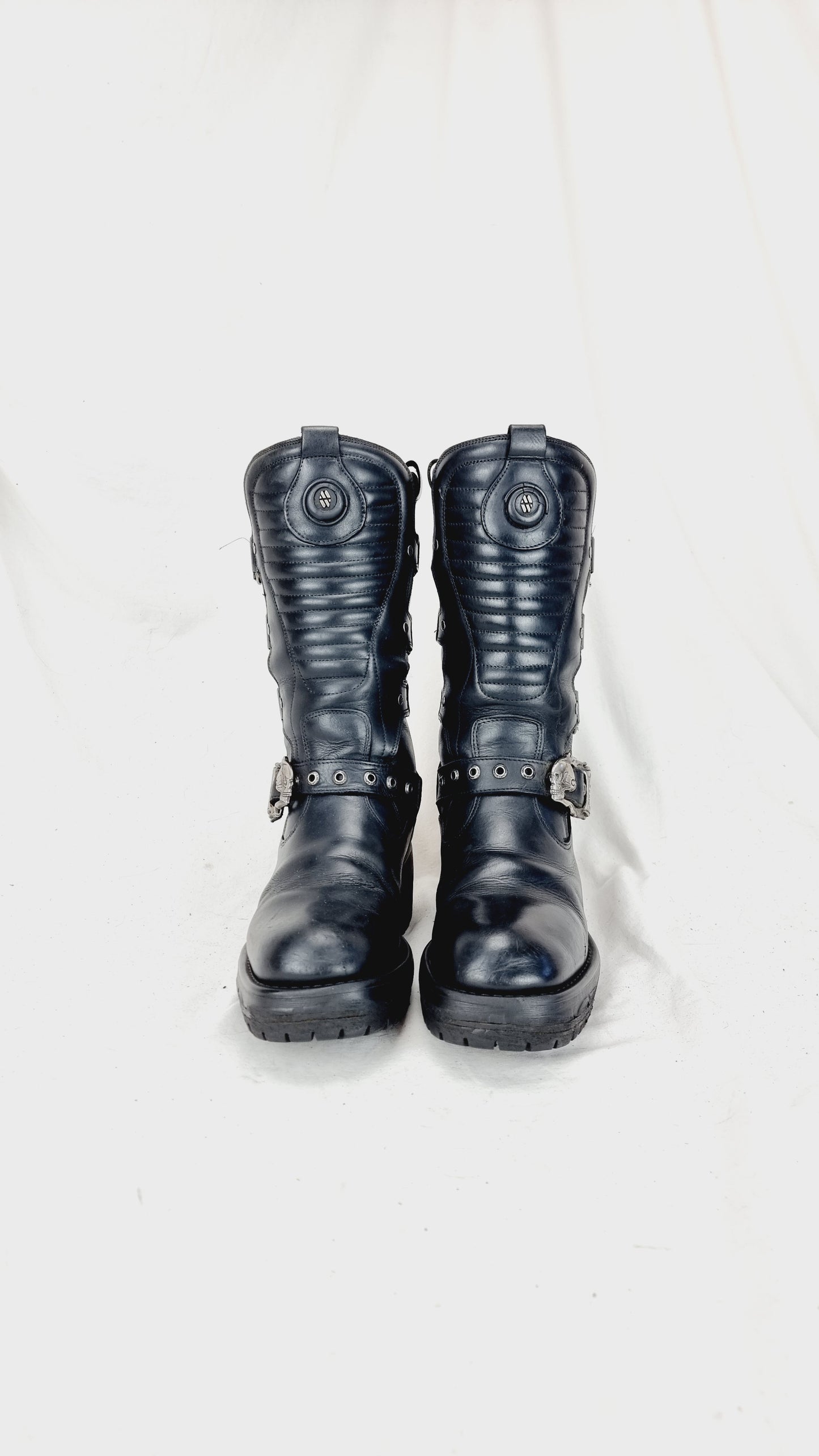 EU 42 / UK 8 New Rock Boots
