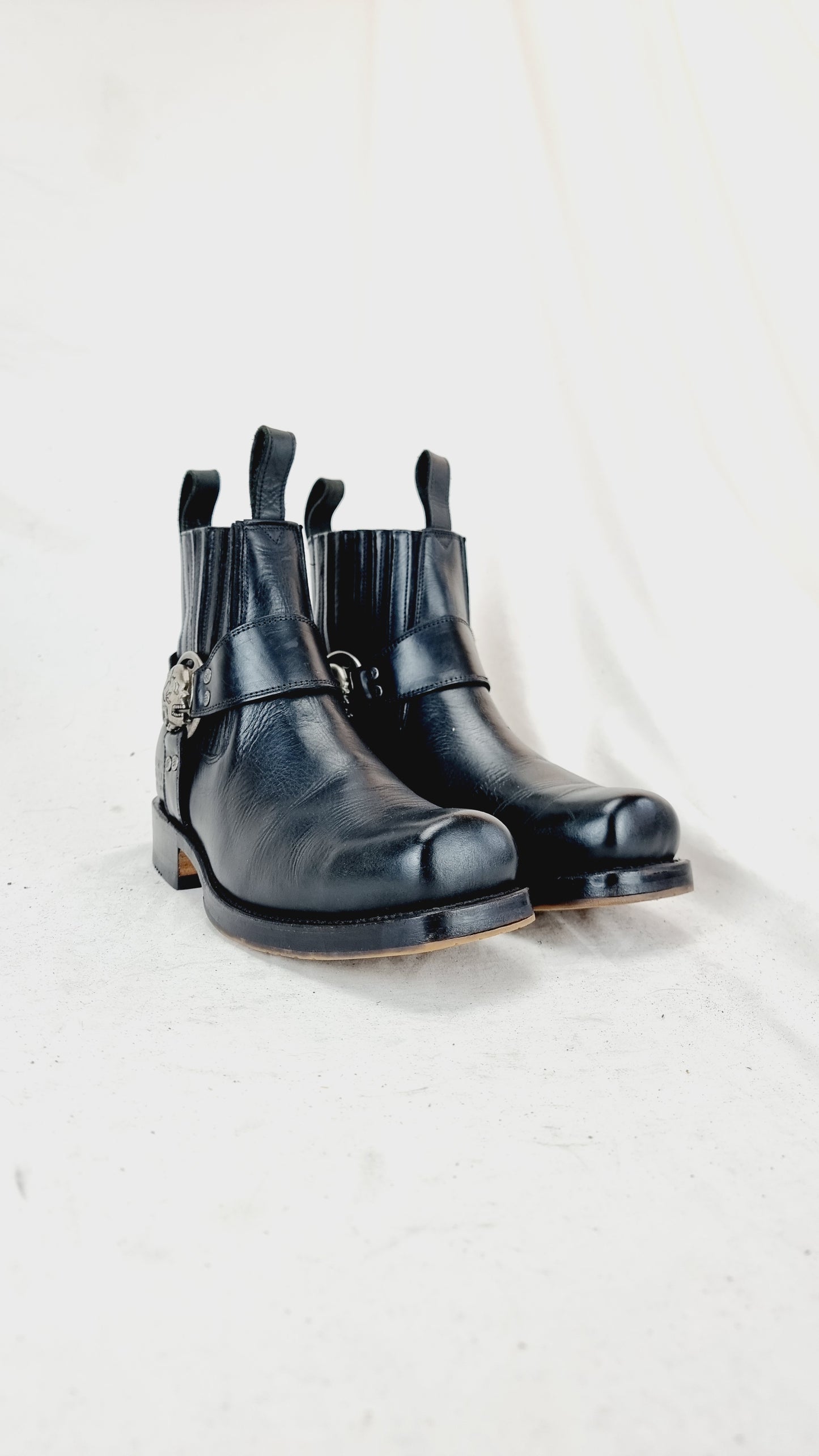 EU 40 / UK 7 New Rock Boots