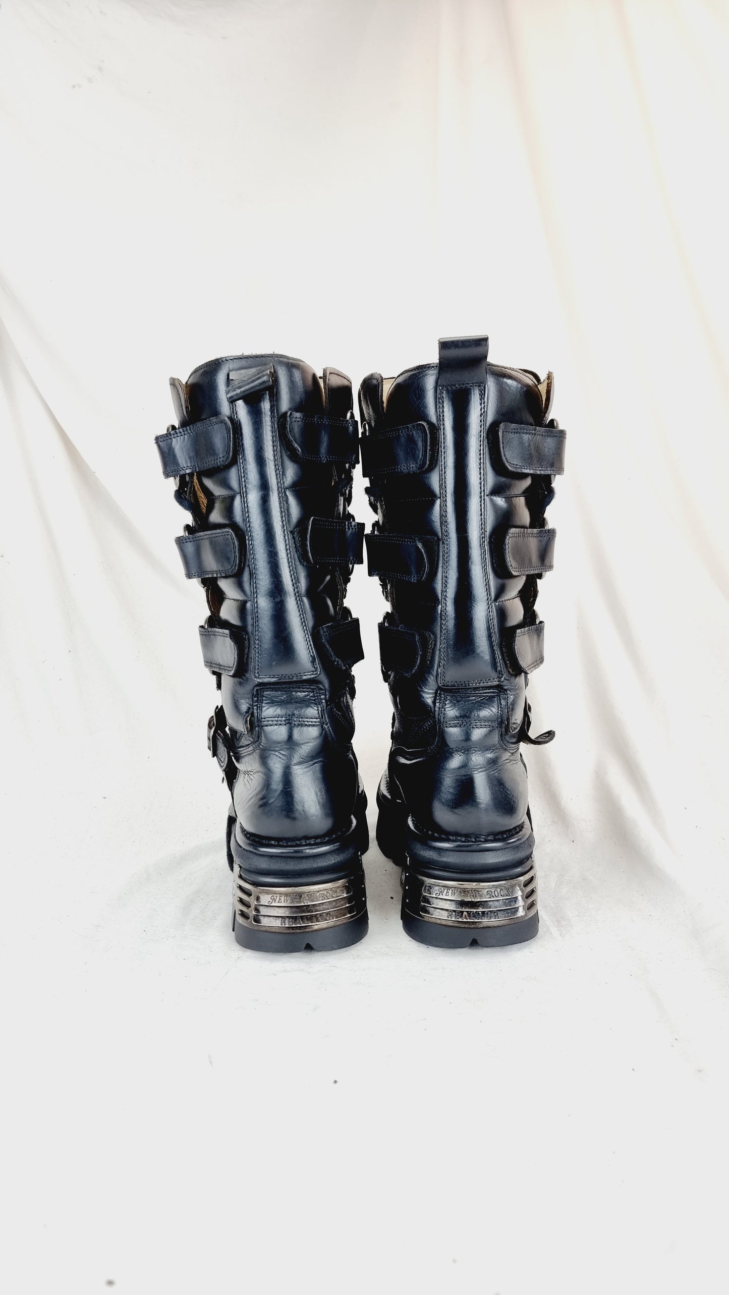 EU 45 / UK 10.5 New Rock Boots