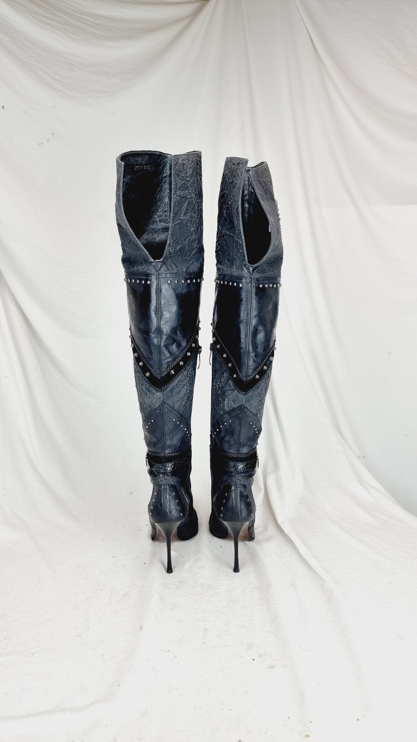 EU 40 / UK 7 El Dantes Boots