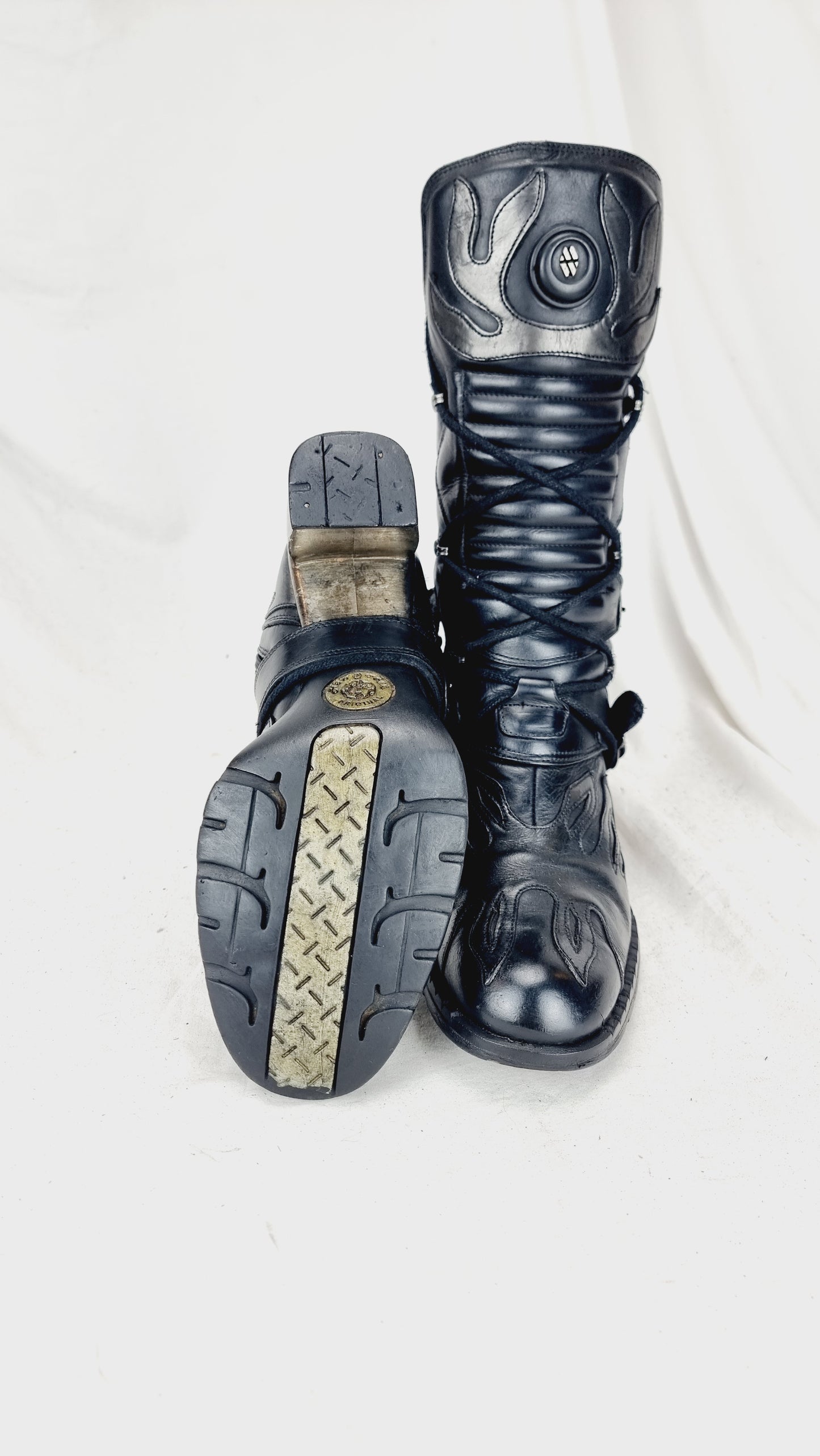 EU 39 / UK 6 New Rock Boots