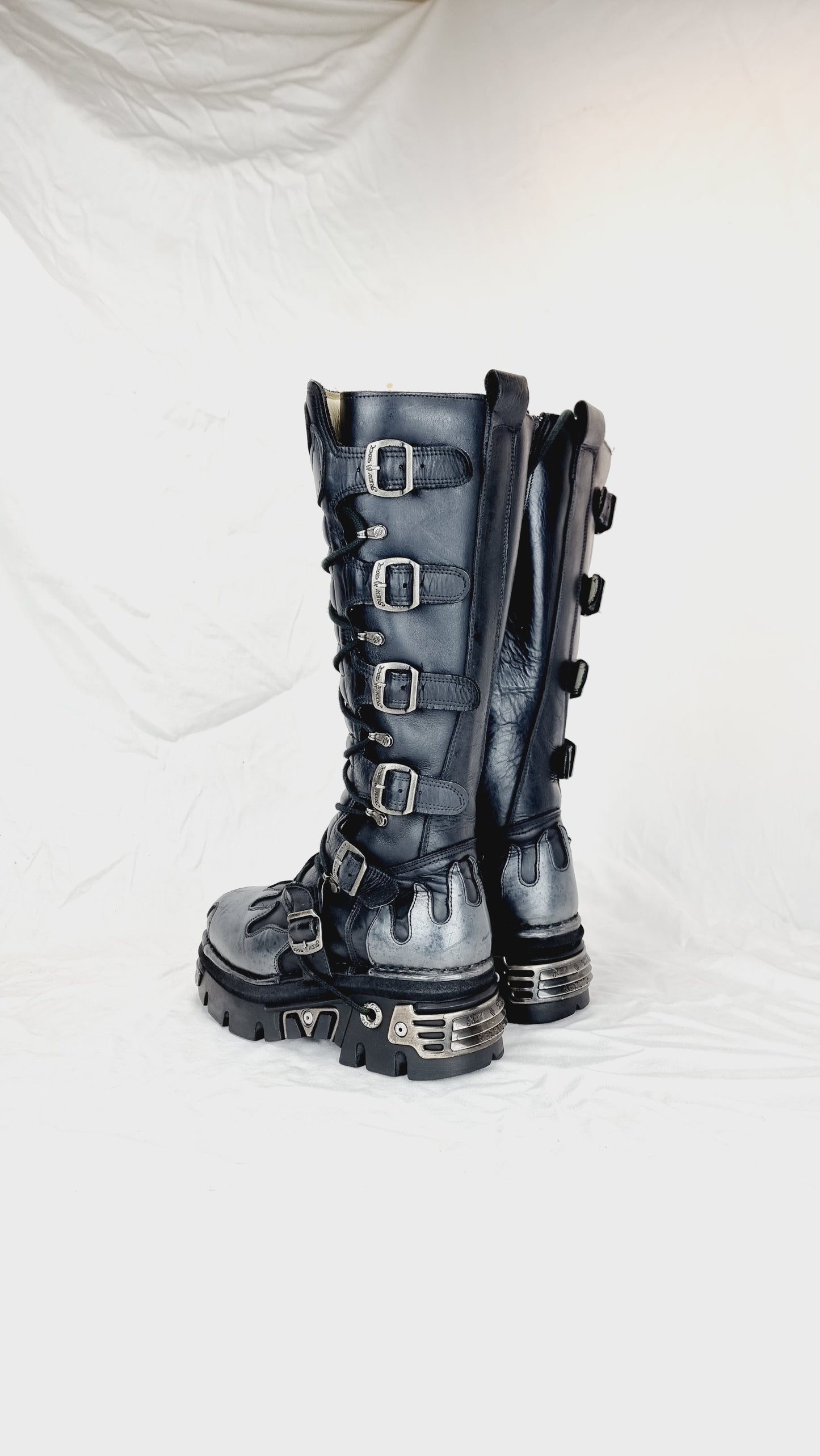 EU 43 / UK 9 New Rock Boots