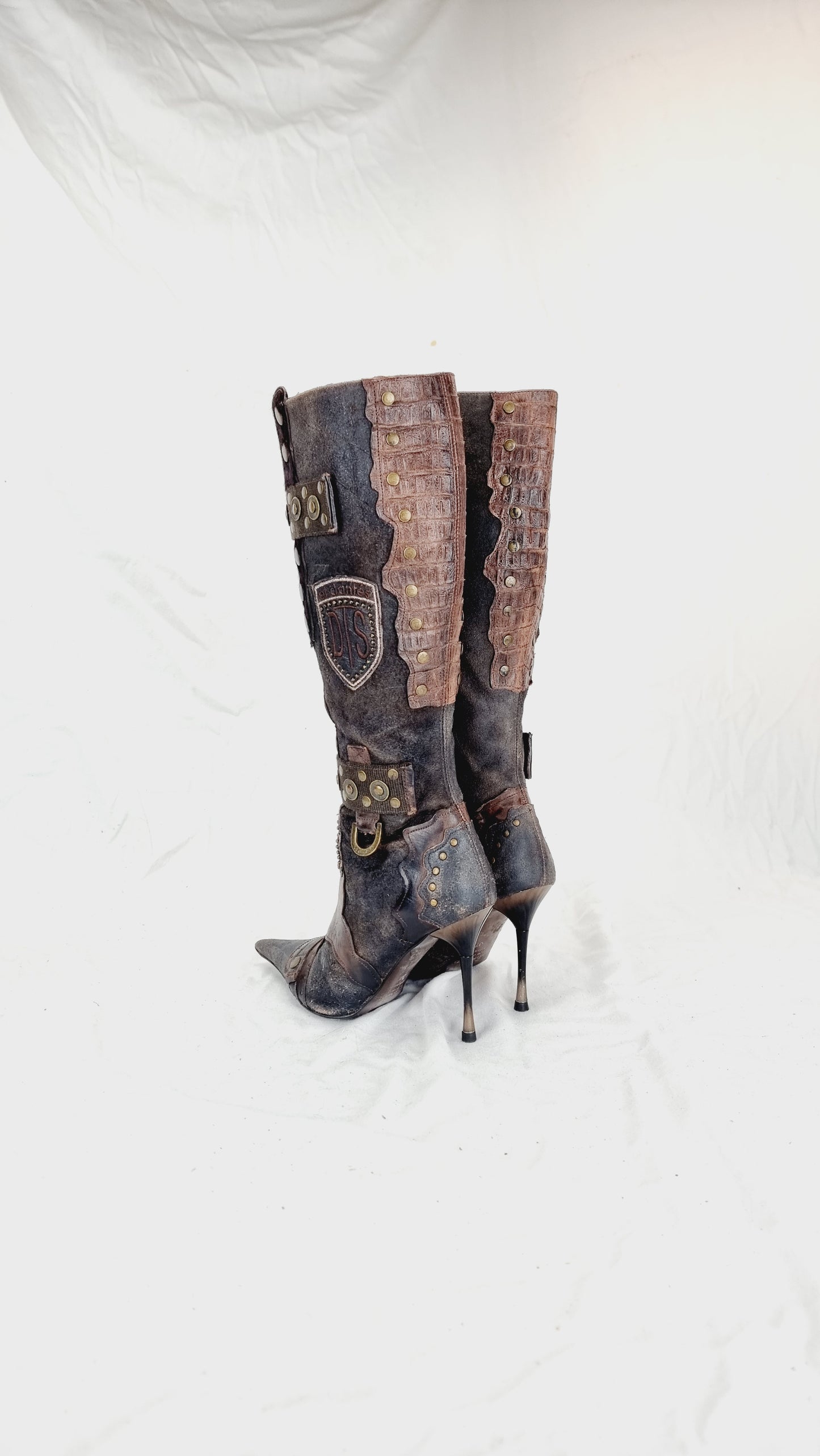 EU 37 / UK 4 El Dantes Boots