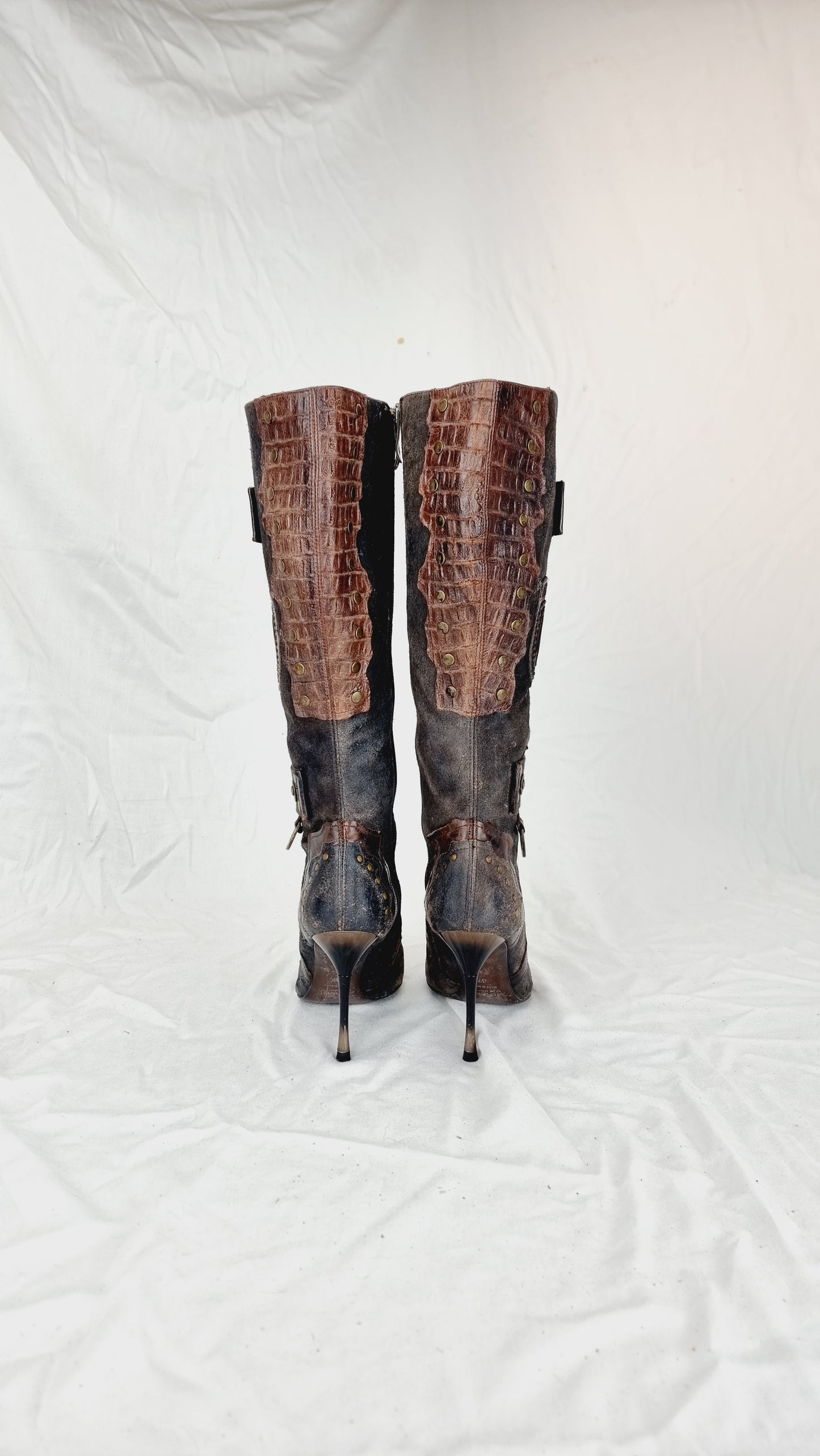 EU 37 / UK 4 El Dantes Boots