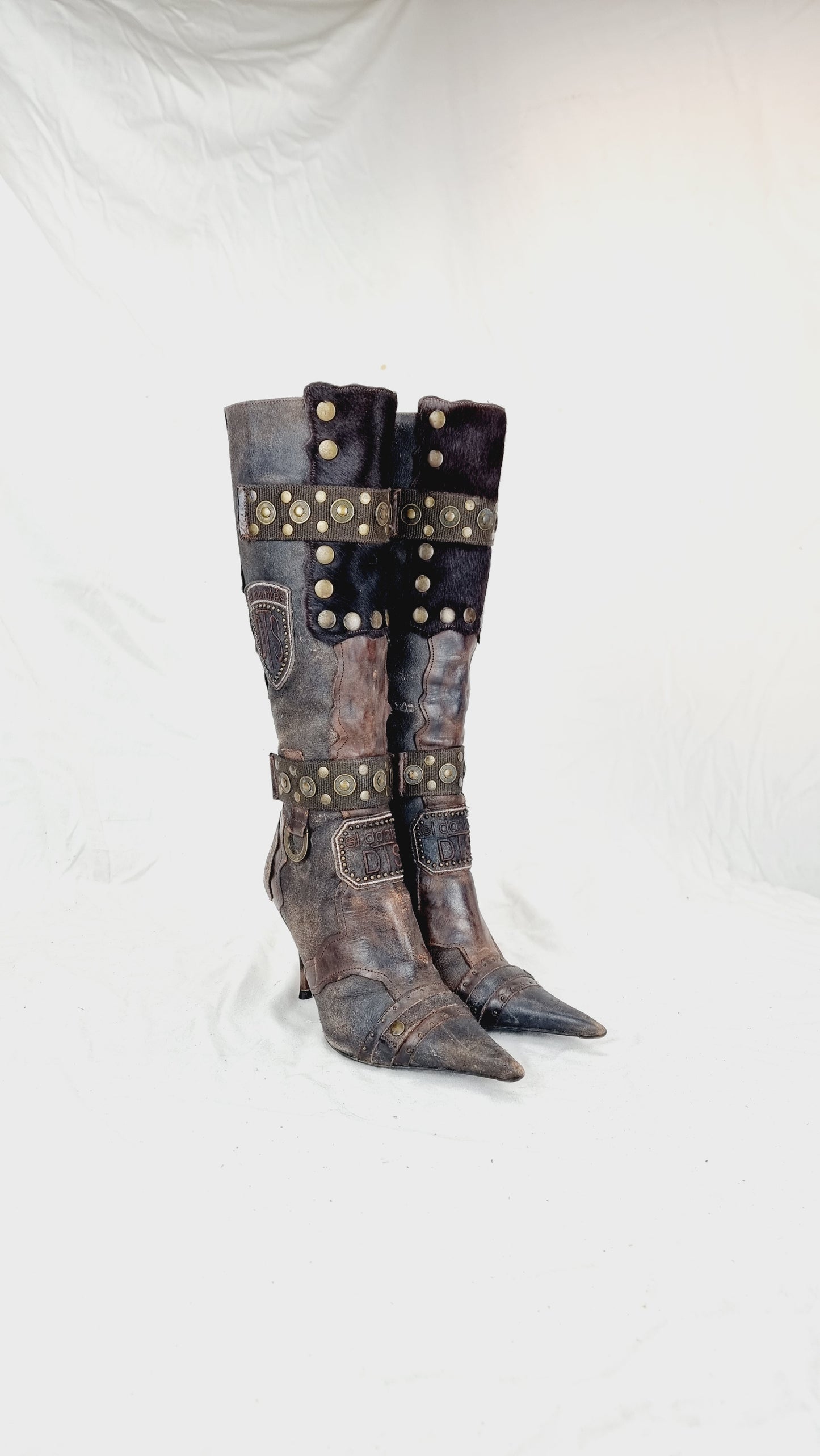 EU 37 / UK 4 El Dantes Boots