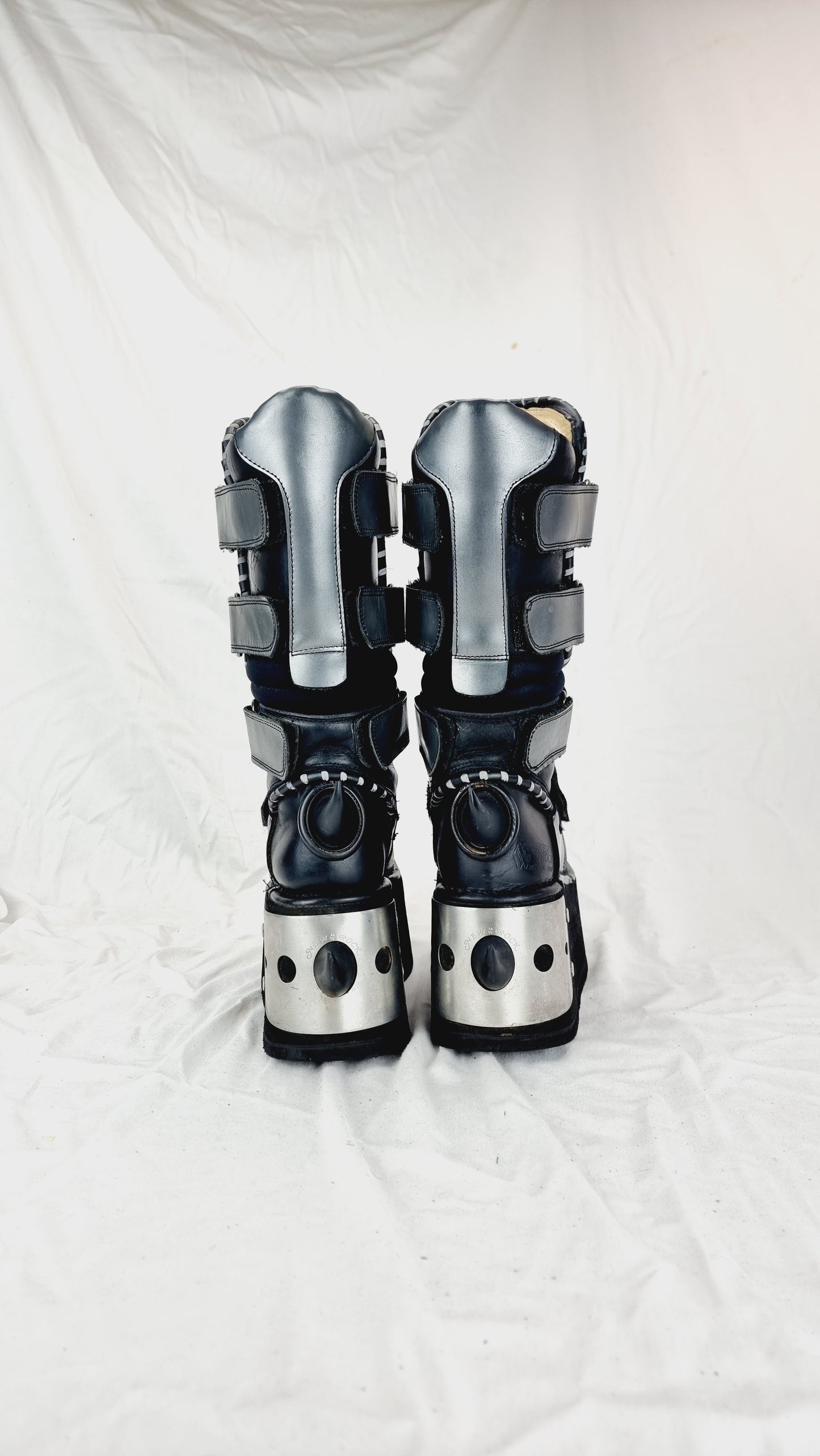 EU 40 / UK 7 New Rock Boots