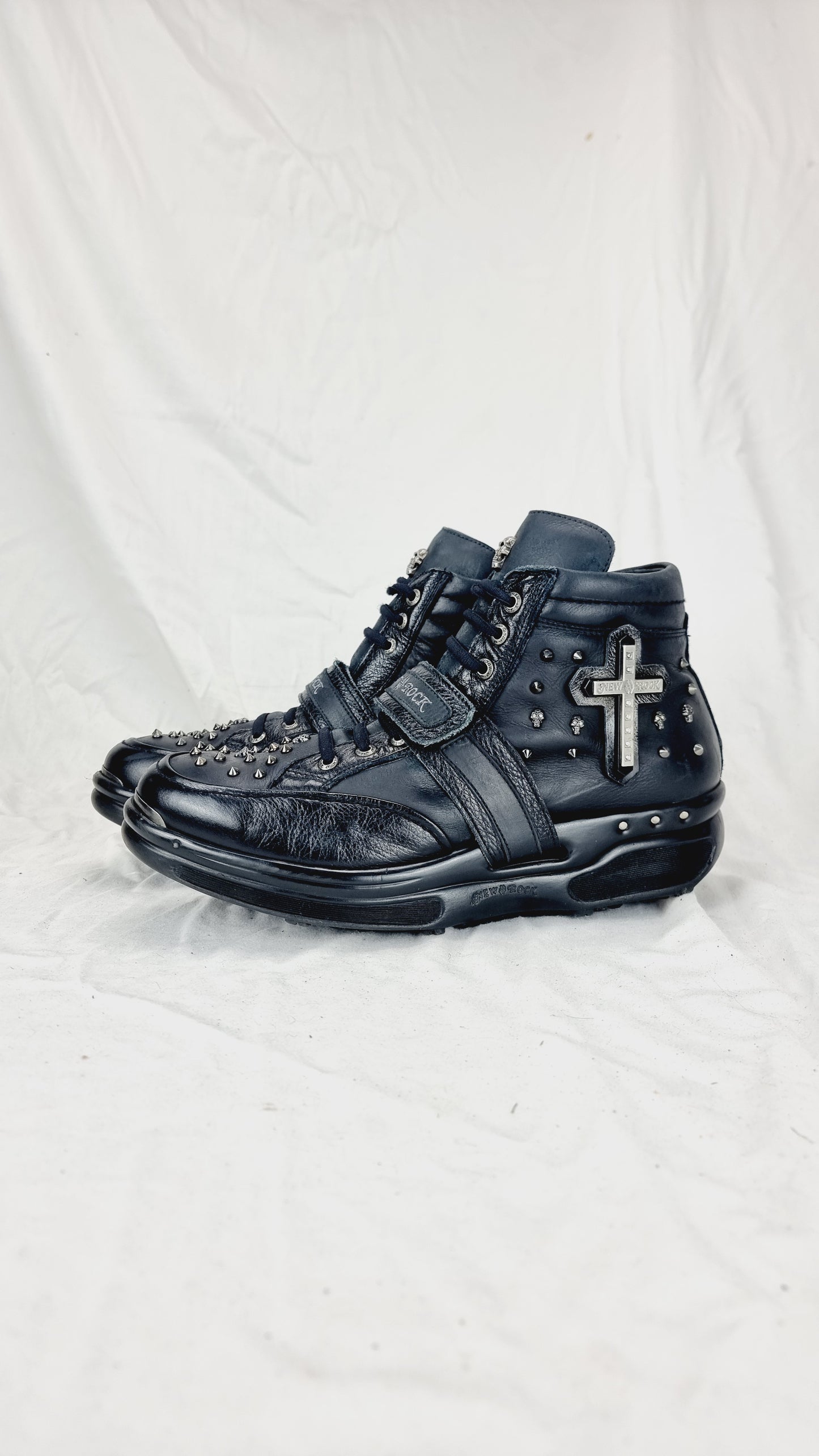 EU 45 / UK 10.5 New Rock Boots