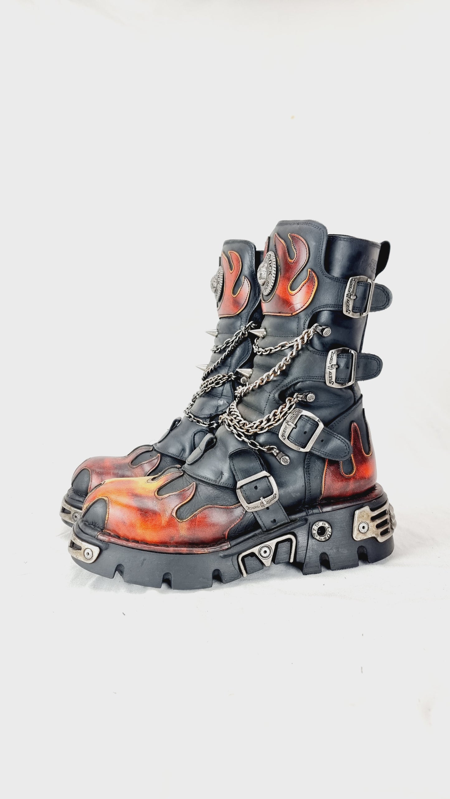 EU 43 / UK 9 New Rock Boots