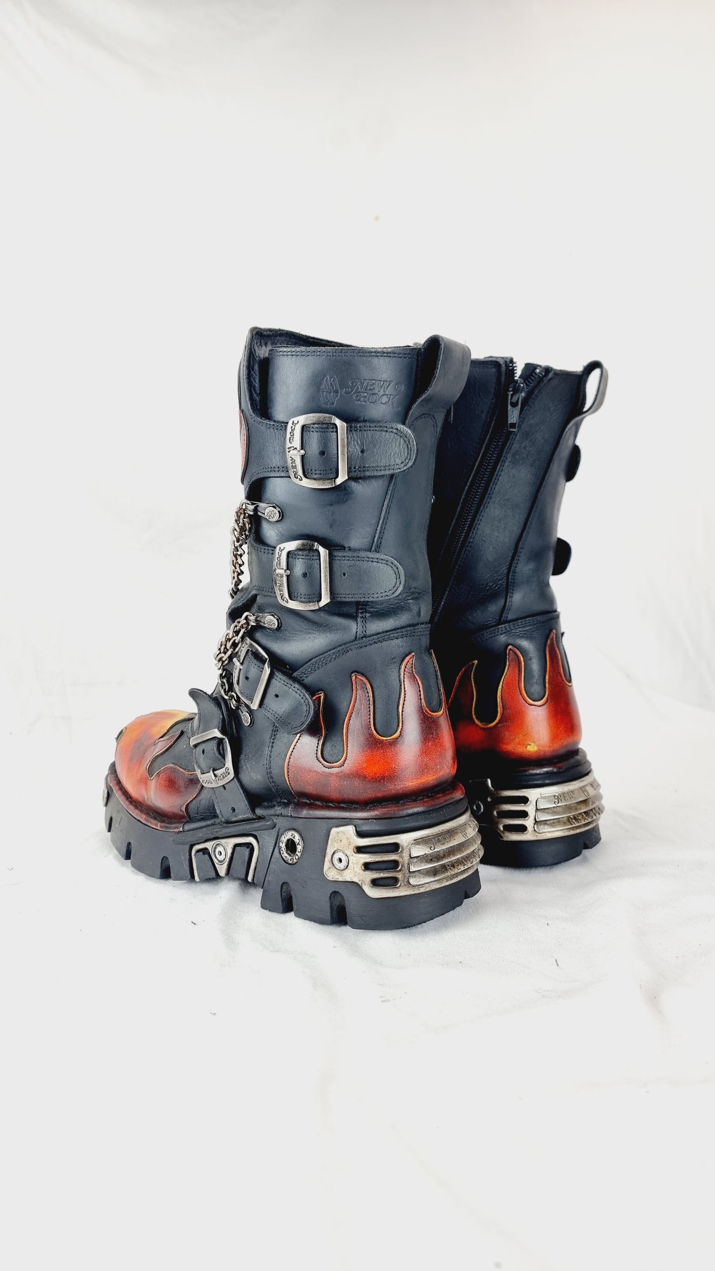 EU 43 / UK 9 New Rock Boots