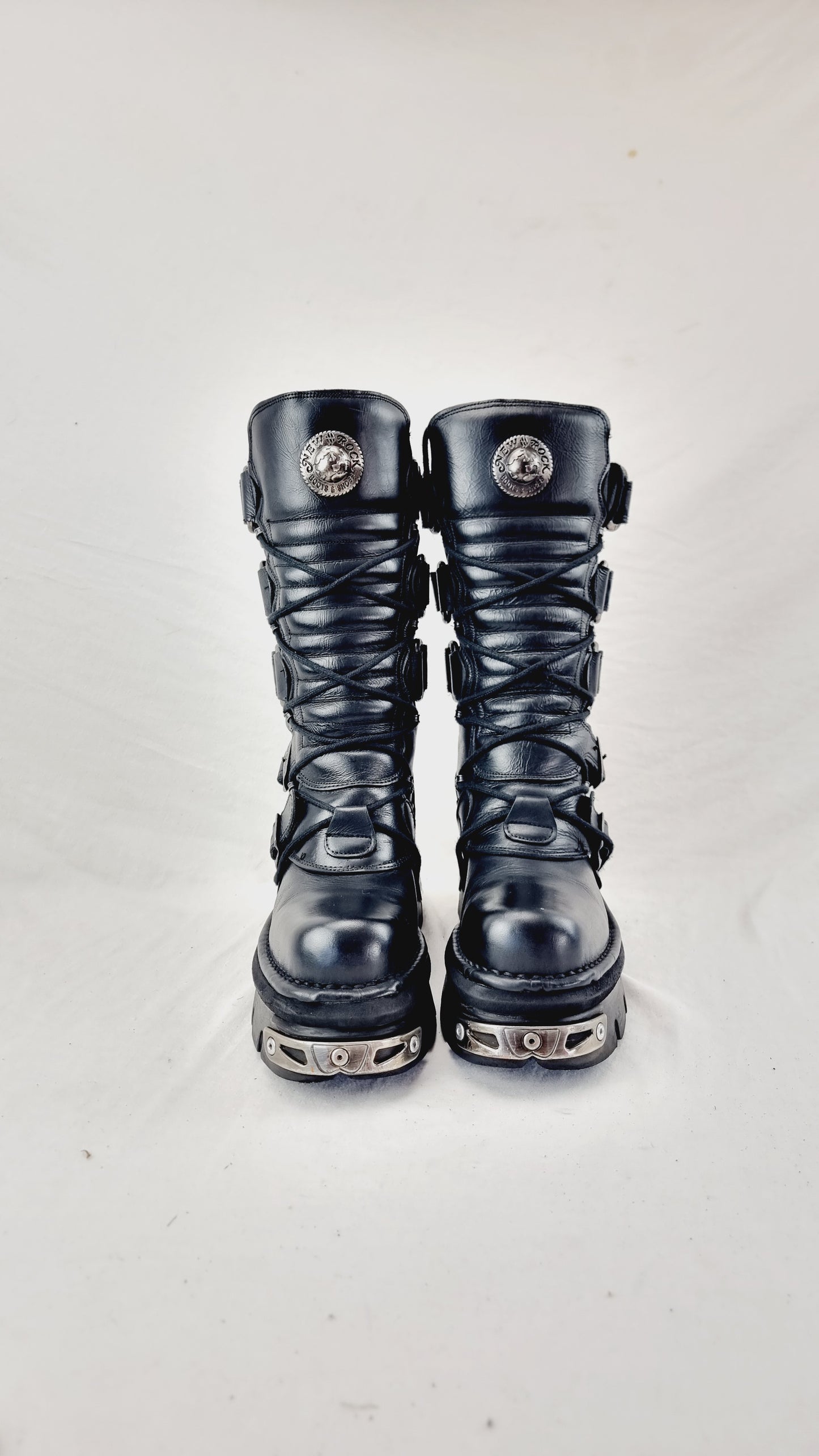 EU 40 / UK 7 New Rock Boots