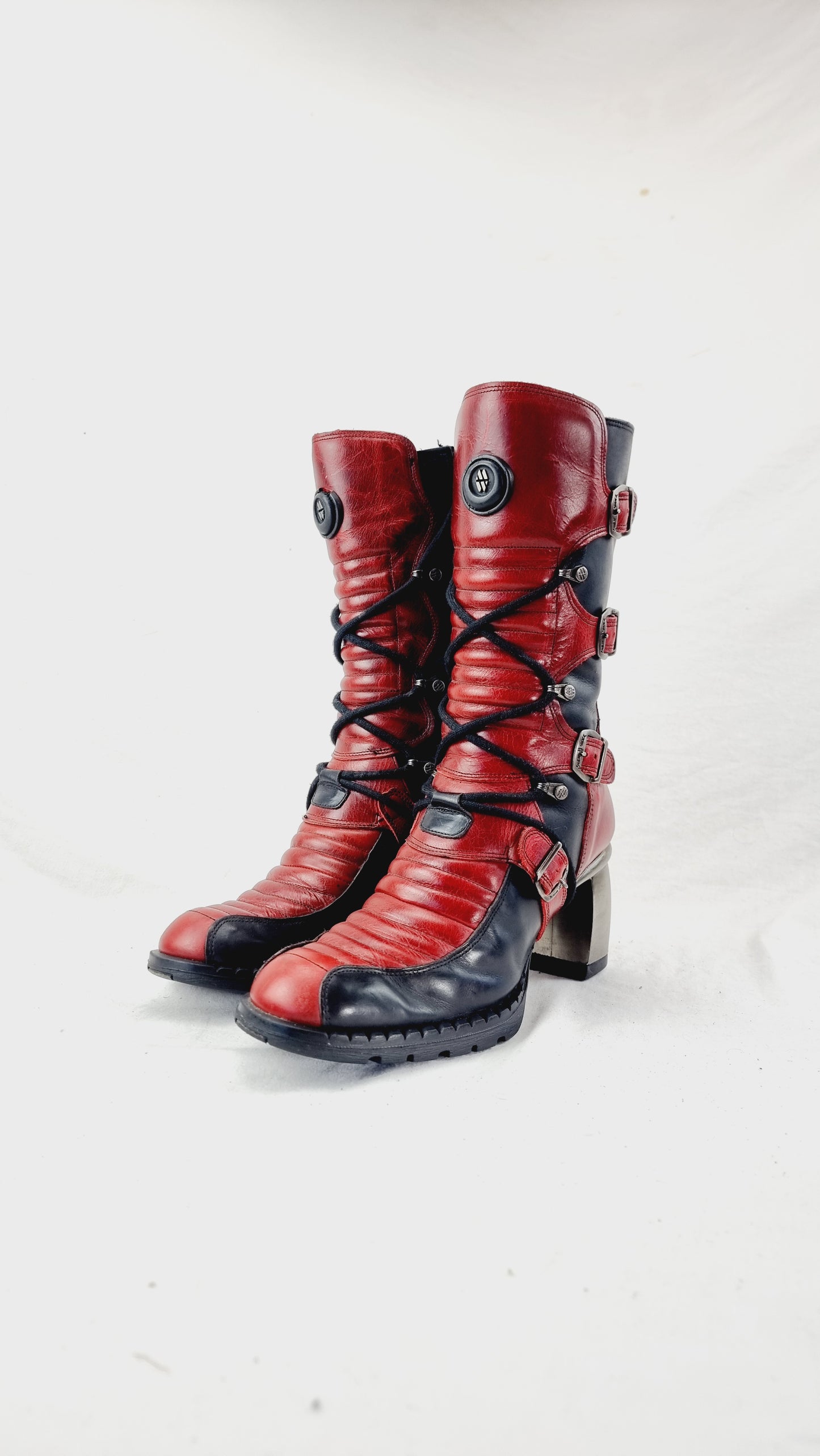 EU 40 / UK 7 New Rock Boots