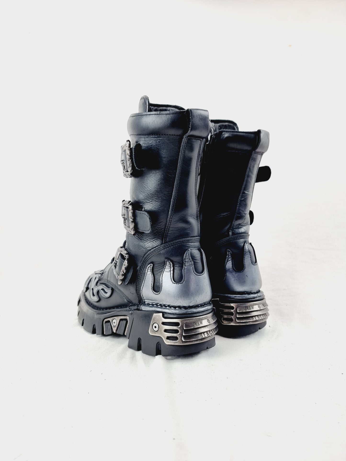 EU 40 / UK 7 New Rock Boots