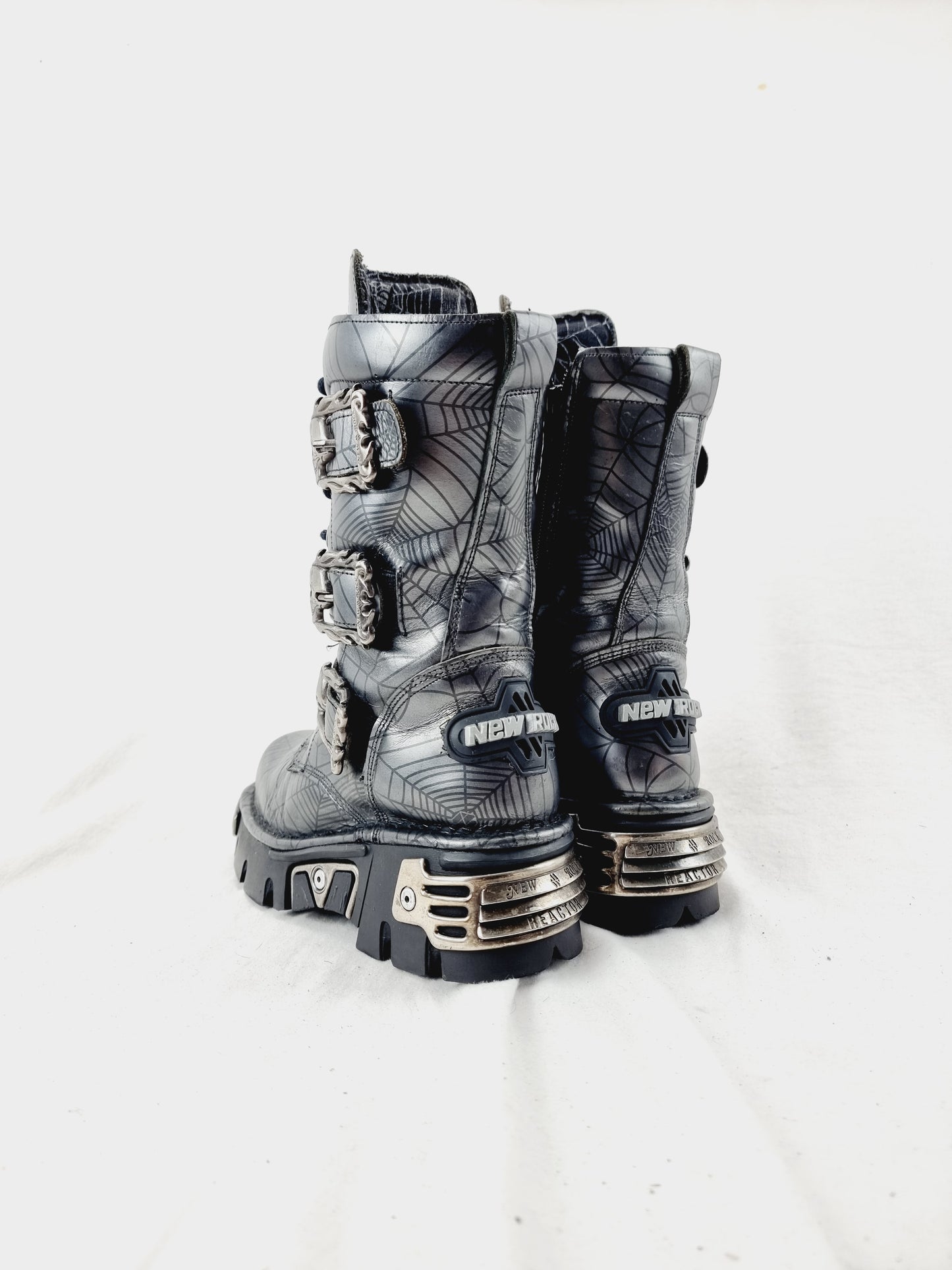 EU 37 / UK 4 New Rock Boots