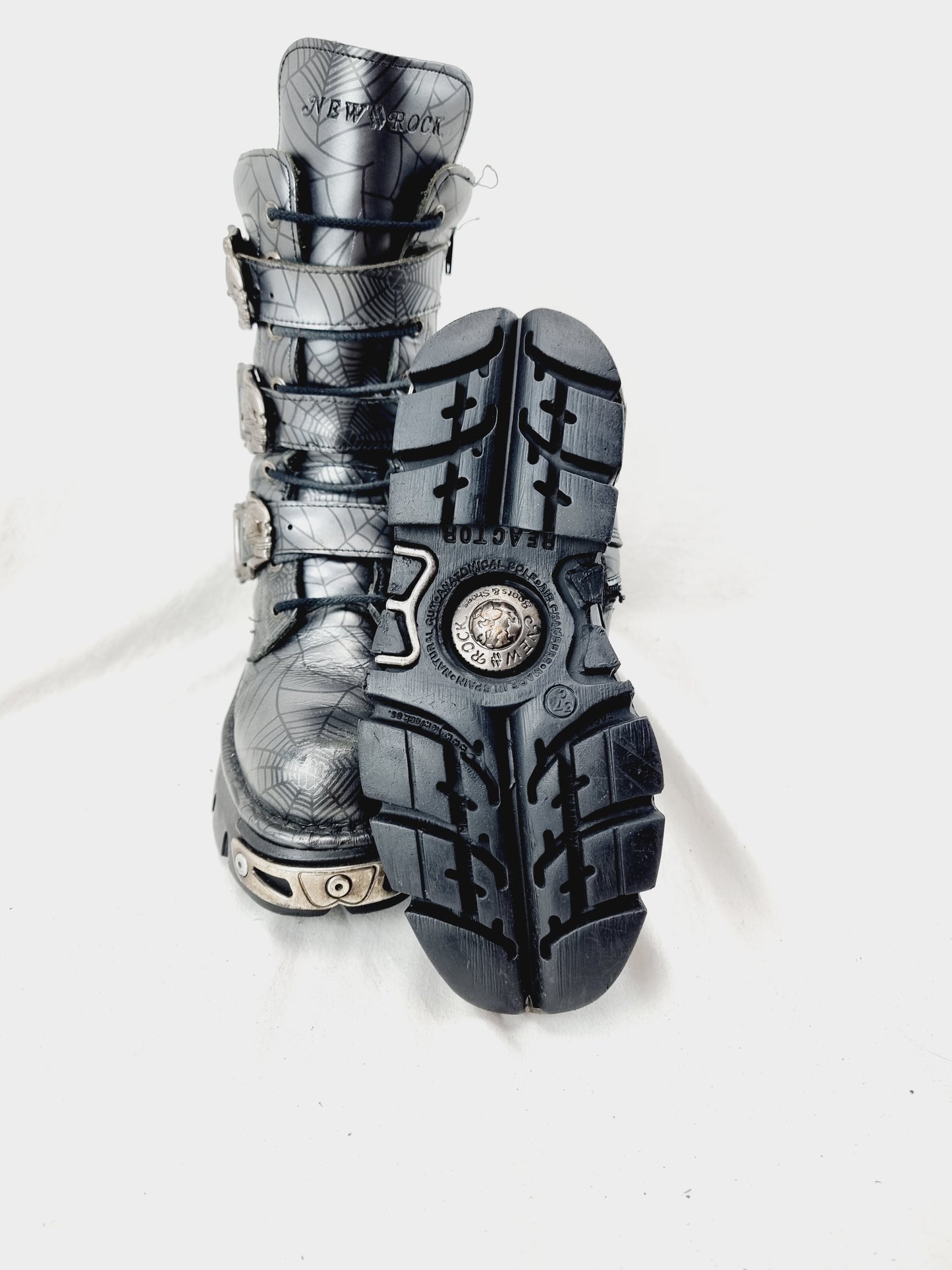 EU 37 / UK 4 New Rock Boots