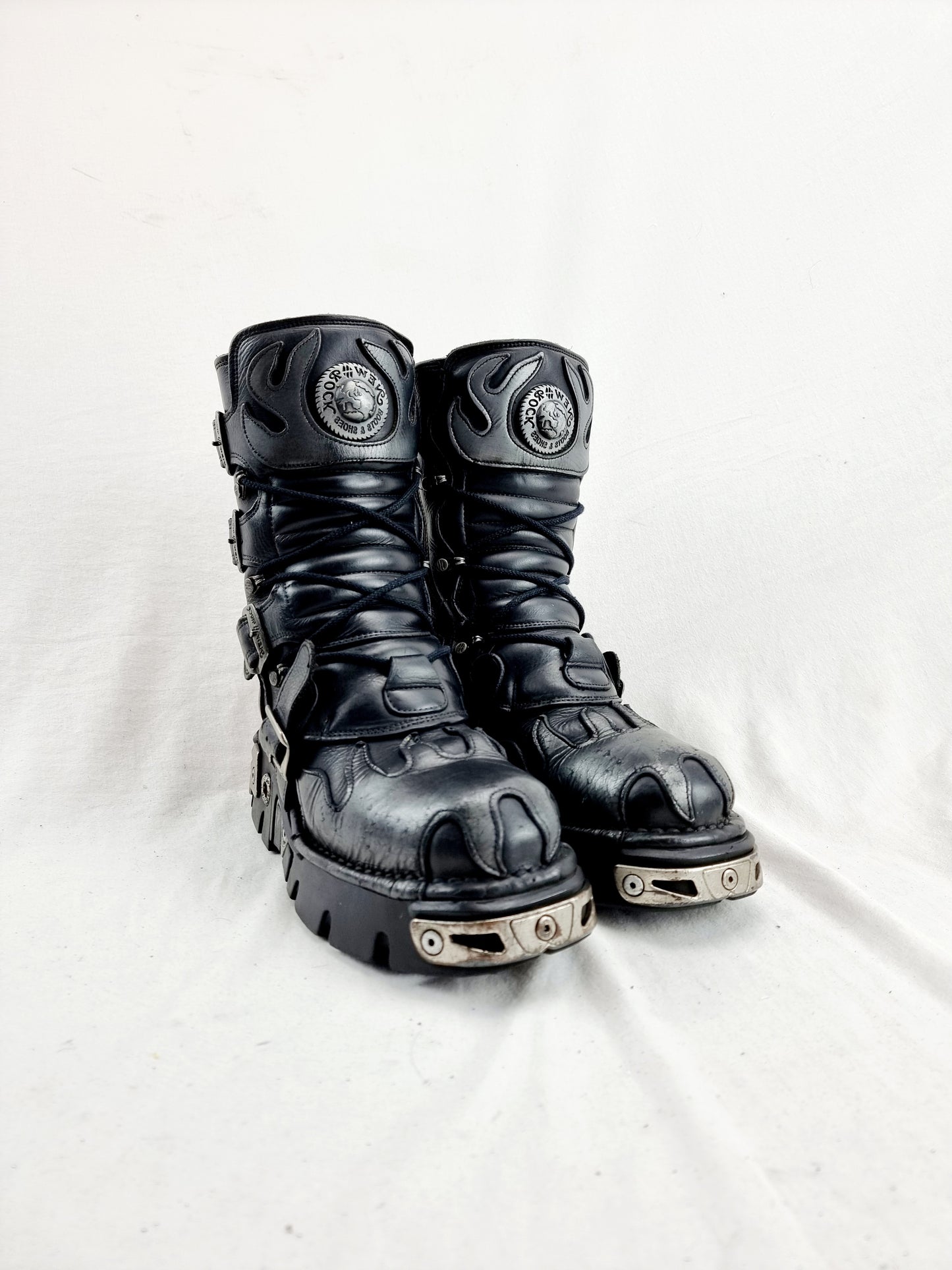 EU 39 / UK 6 New Rock Boots