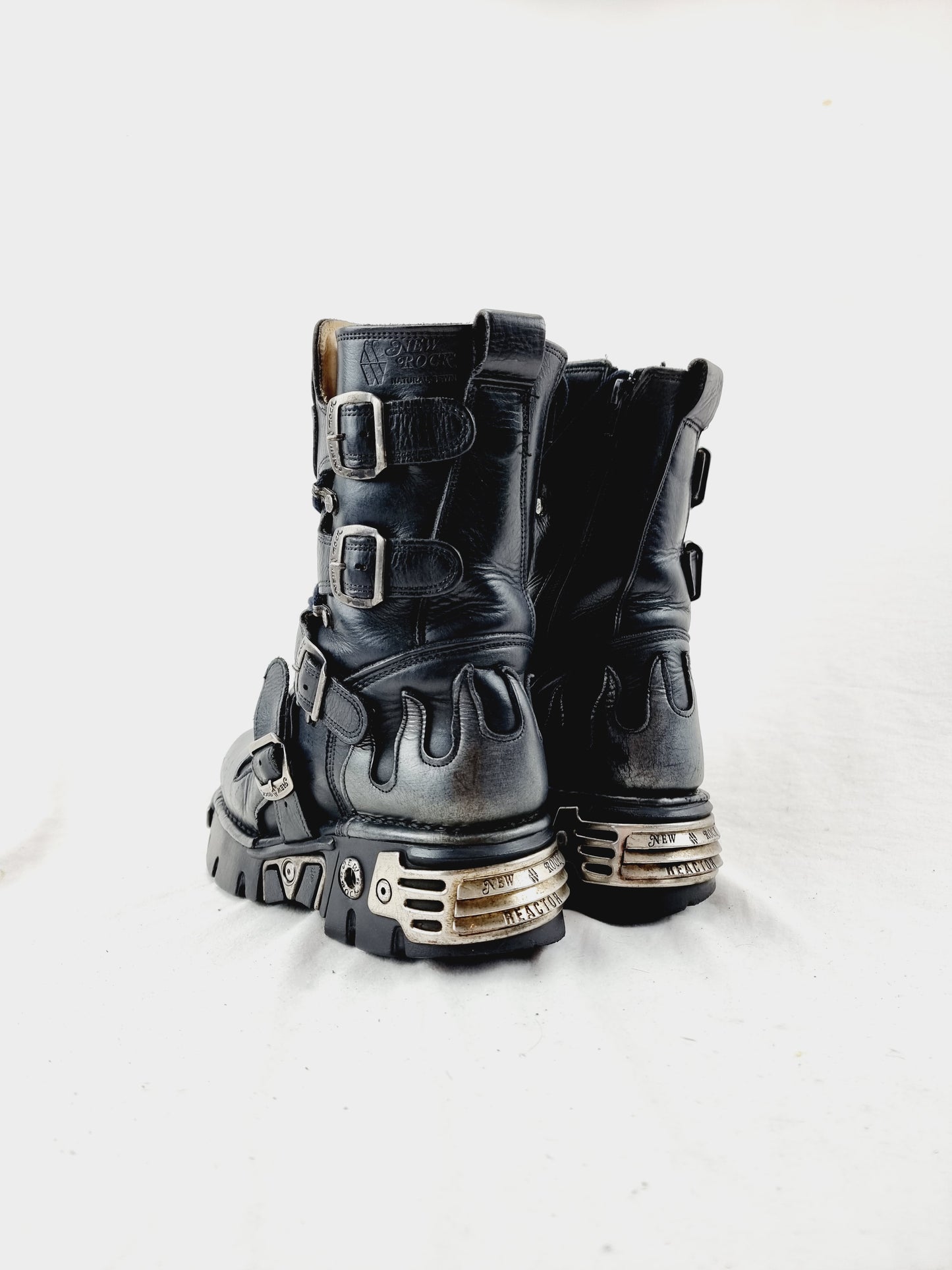 EU 39 / UK 6 New Rock Boots