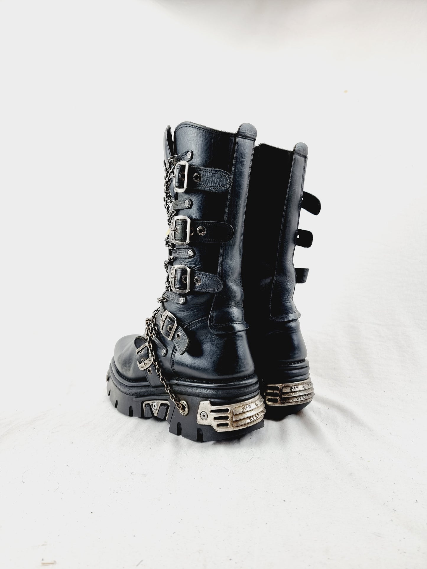 EU 44 / UK 10 New Rock Boots