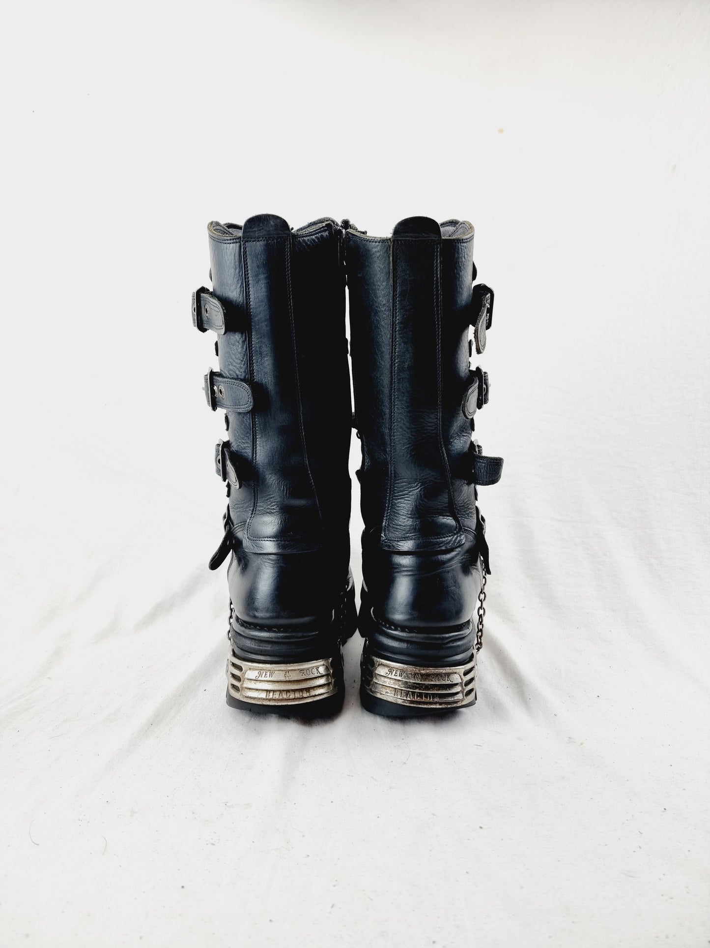 EU 44 / UK 10 New Rock Boots