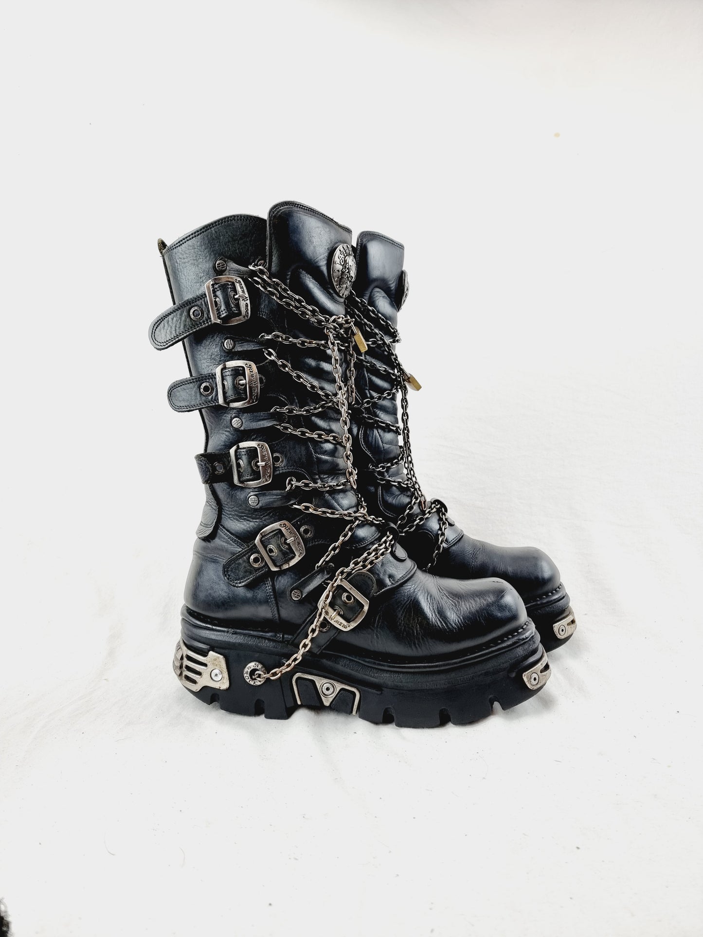 EU 44 / UK 10 New Rock Boots
