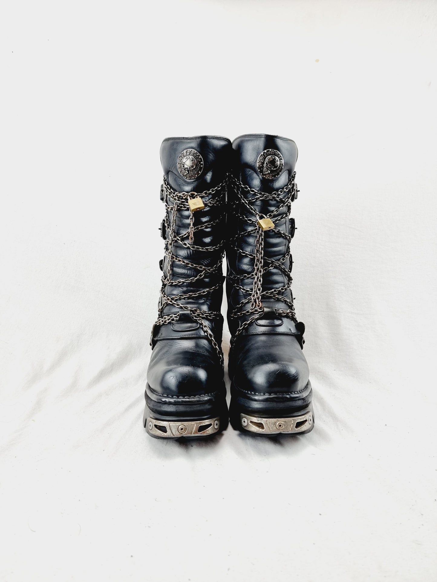 EU 44 / UK 10 New Rock Boots