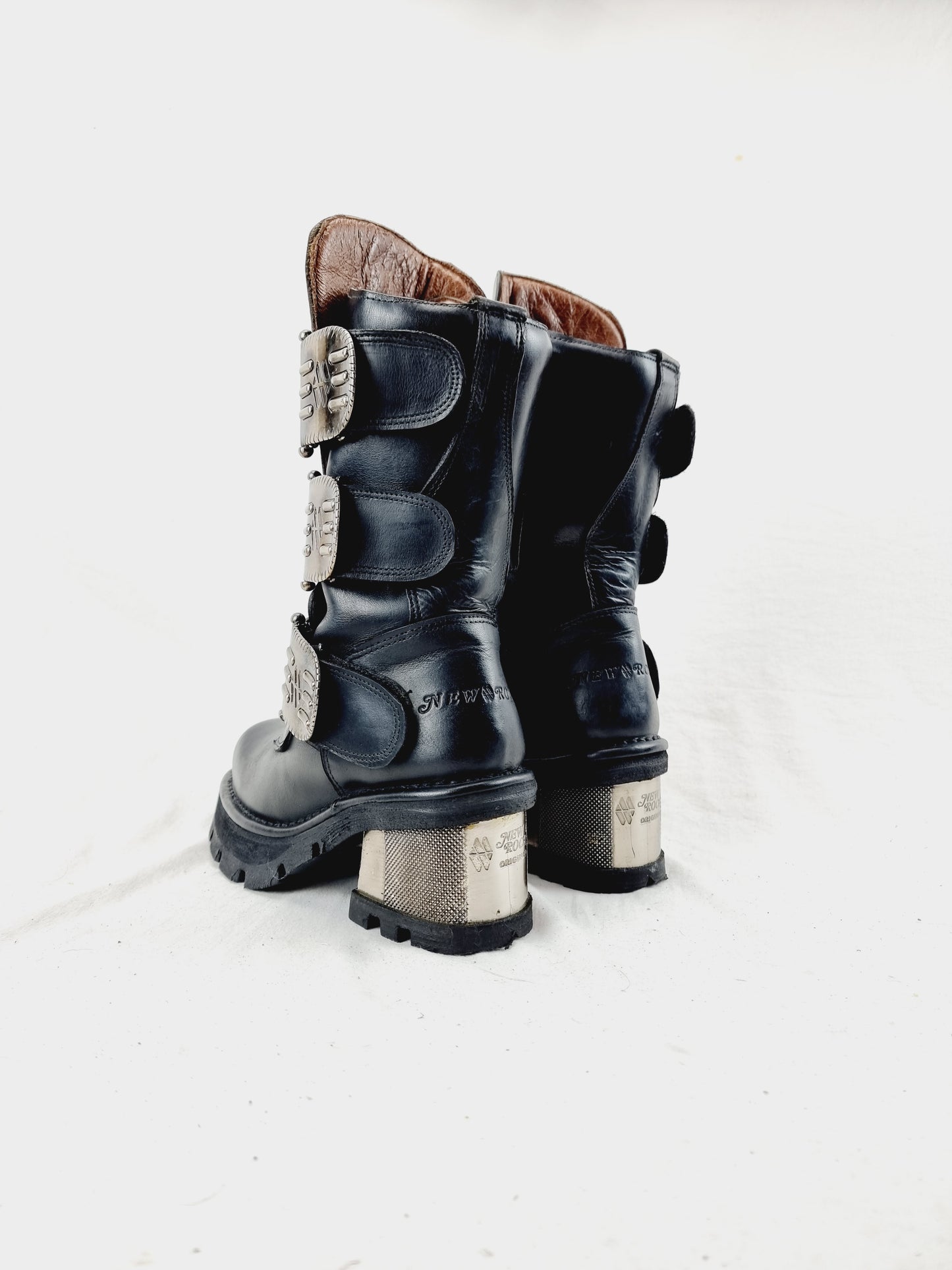 EU 41 / UK 7.5 New Rock Boots