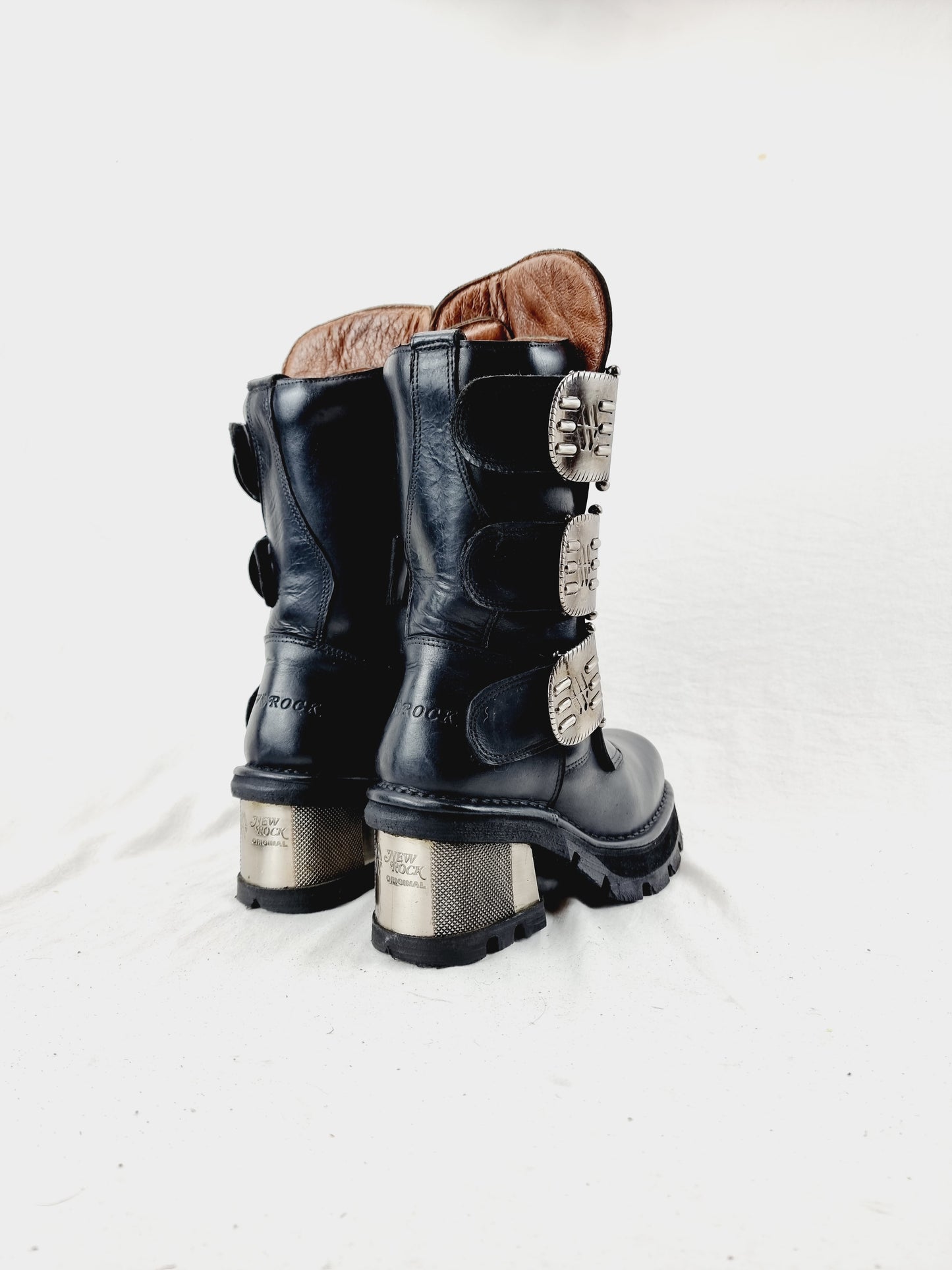 EU 41 / UK 7.5 New Rock Boots