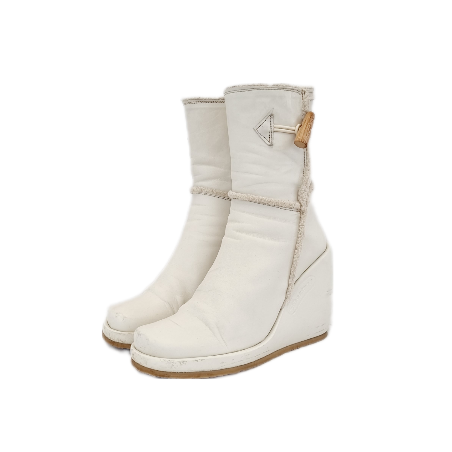 RARE White / Pale Cream Vintage 90s / Y2K Mid Calf Leather Boots with Fleece Lining by the famous 90s brand DESTROY. Very Bratz Cottagecore Style. These cute booties have a Paddington Bear style attachment as is common with Destroy. They fasten with an inner zip, and have a chunky wedge heel.