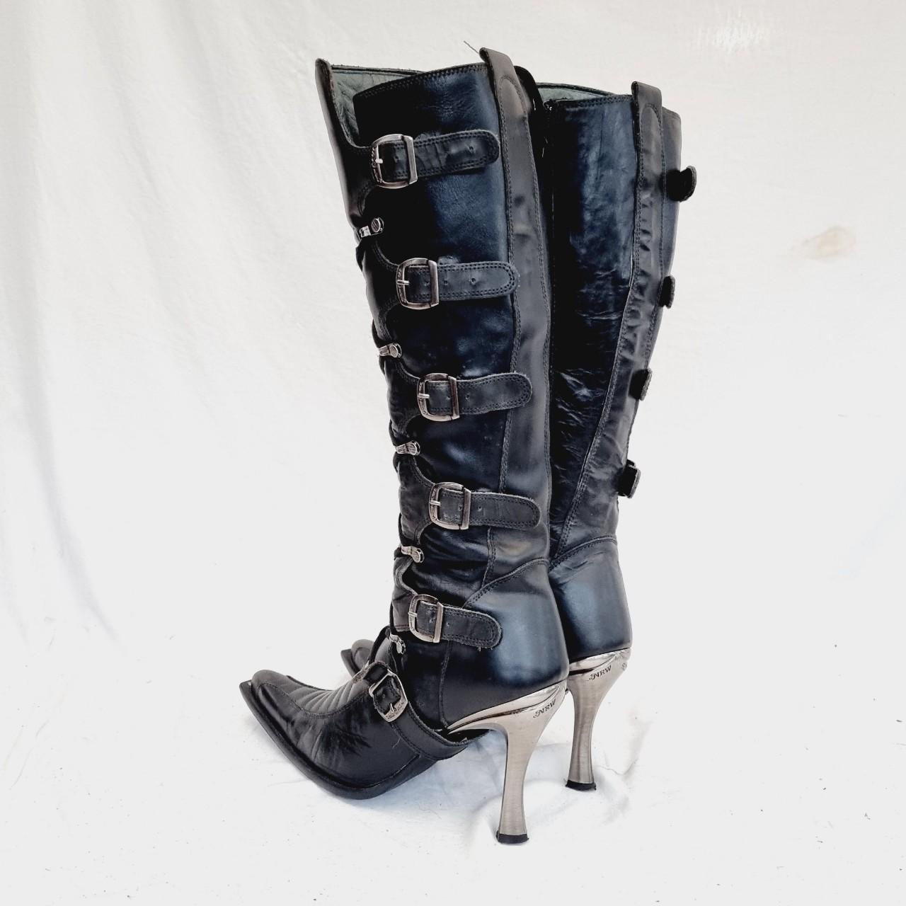 EU 41 / UK 7.5 New Rock Boots
