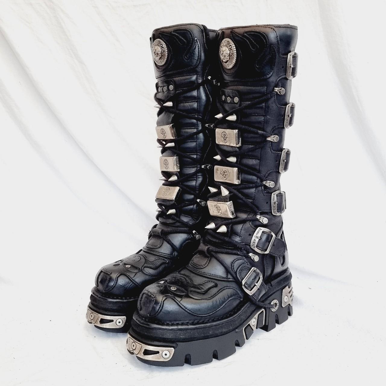 EU 41 / UK 7.5 New Rock Boots