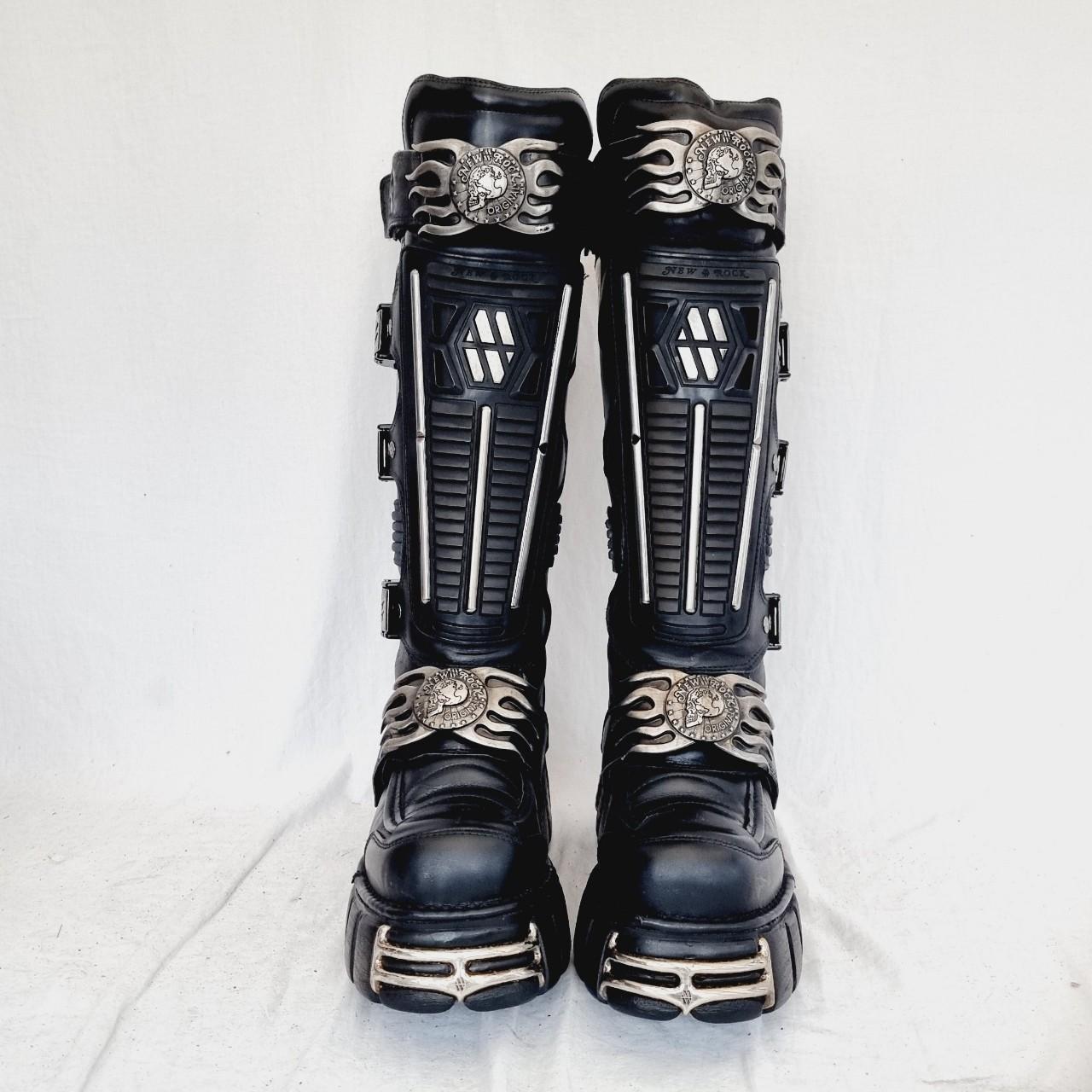 EU 41 / UK 7.5 New Rock Boots