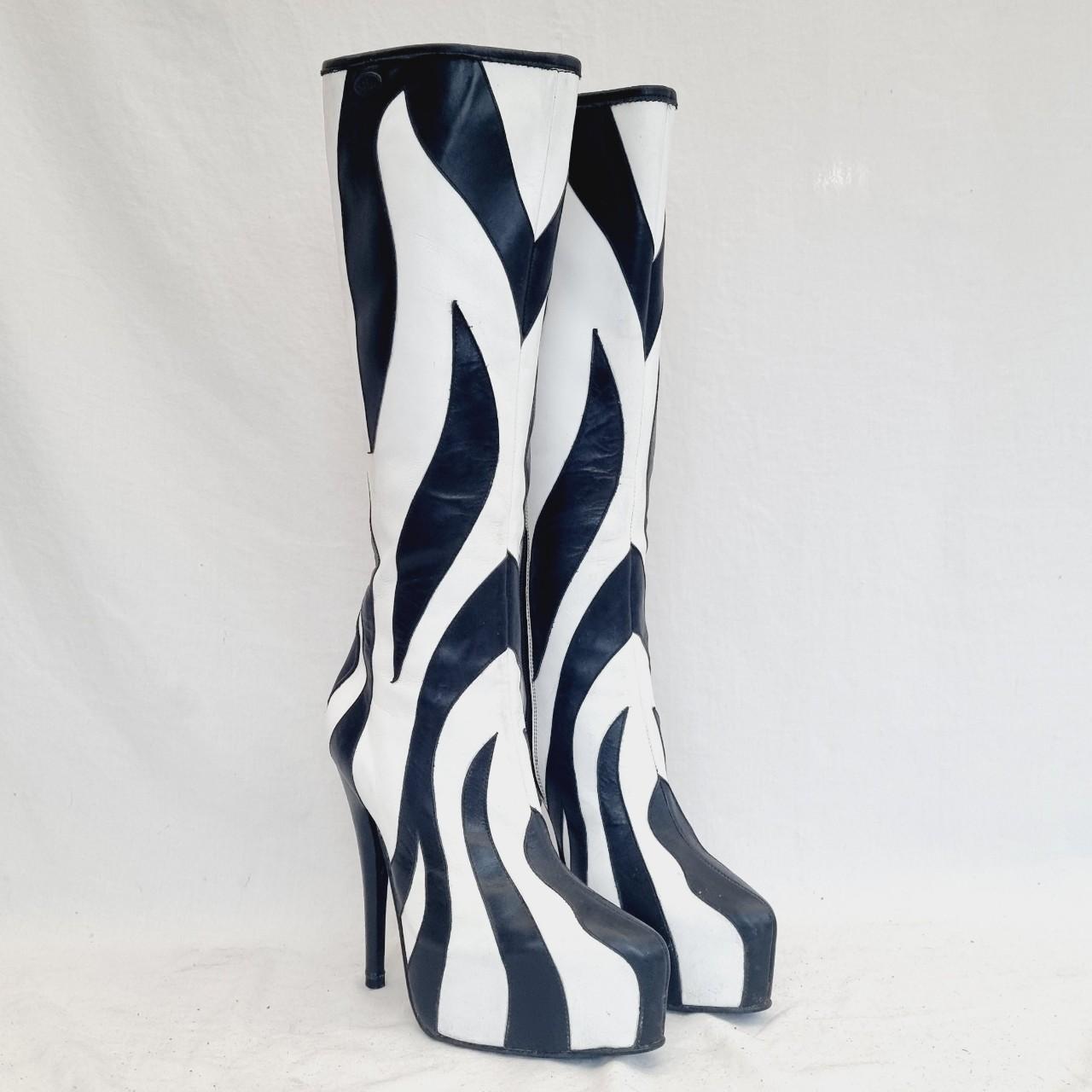 EU 37 / UK 4 El Dantes Boots