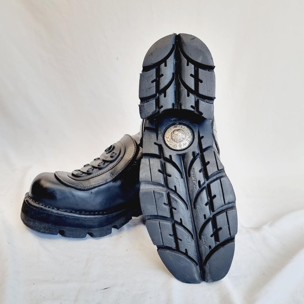 EU 45 / UK 11.5 New Rock Boots