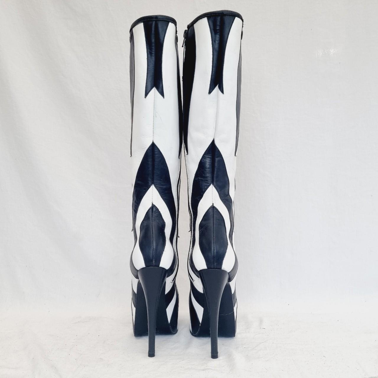 EU 37 / UK 4 El Dantes Boots