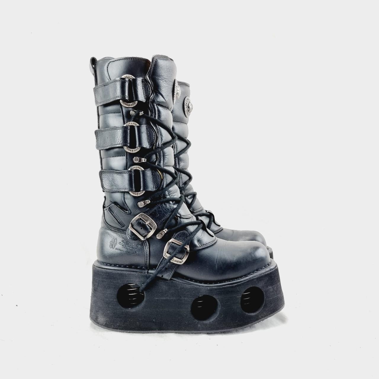 EU 42 / UK 8 New Rock Boots