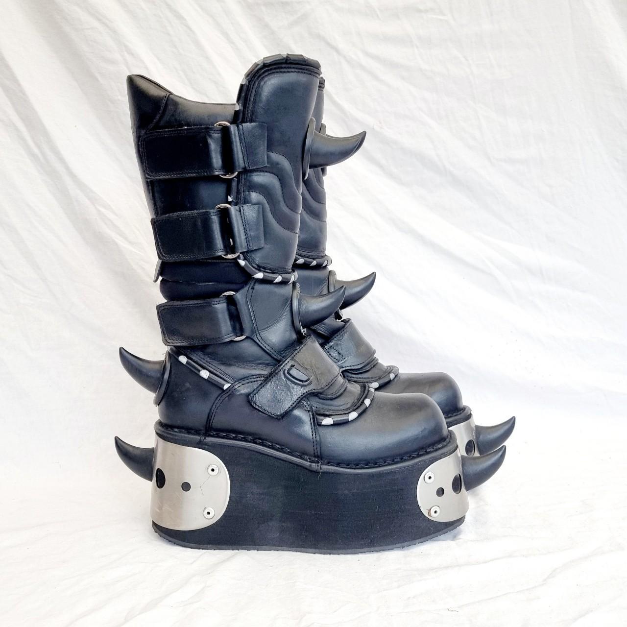 EU 38 / UK 5 New Rock Boots