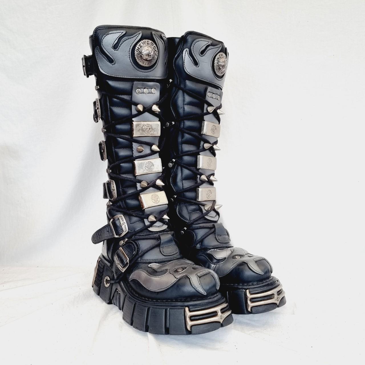 EU 42 / UK 8 New Rock Boots