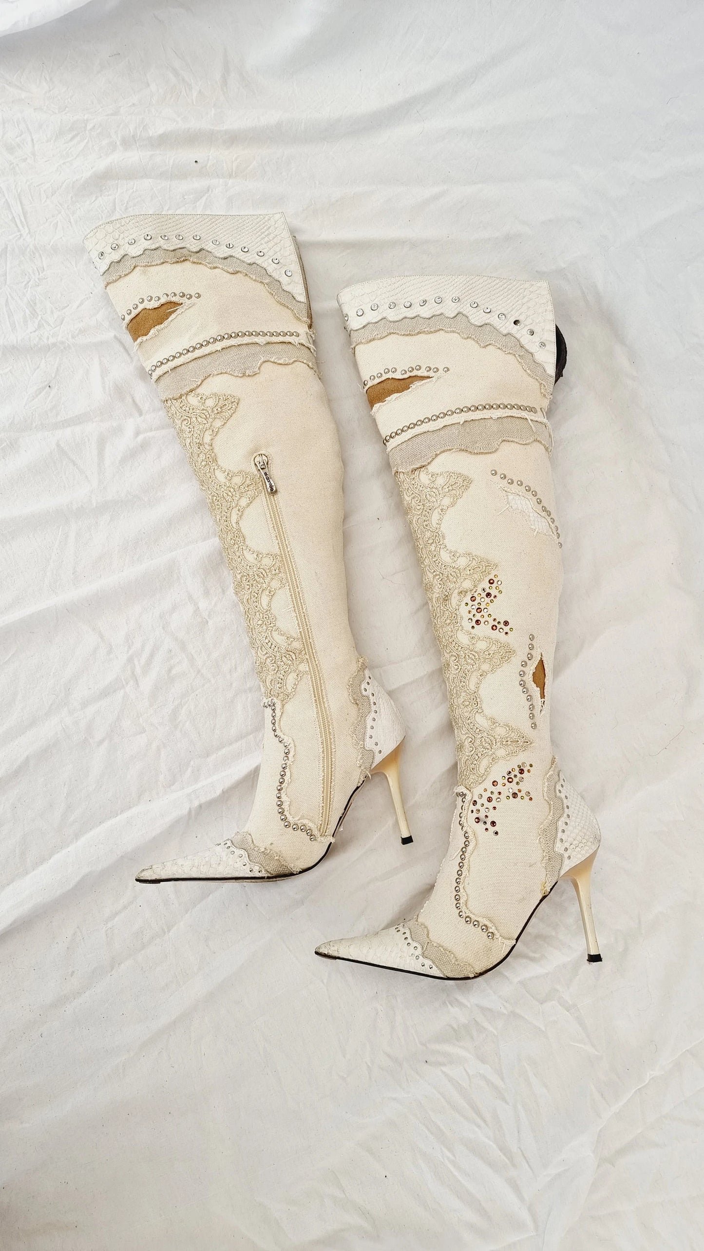 EU 37 / UK 4 El Dantes Boots