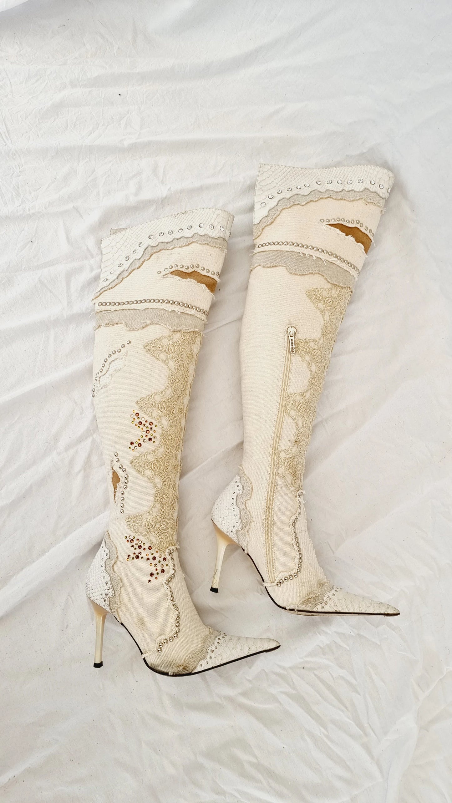 EU 37 / UK 4 El Dantes Boots