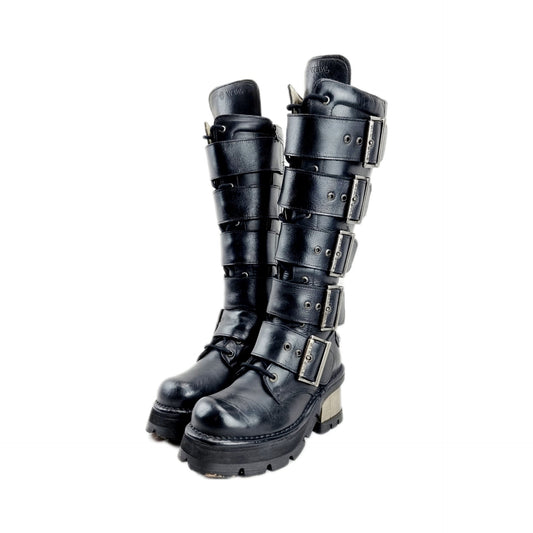 EU 40 / UK 7 New Rock Boots
