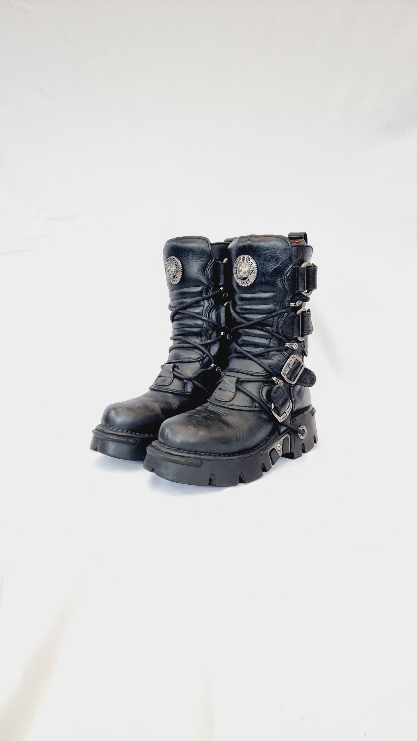 EU 39 / UK 6 New Rock Boots