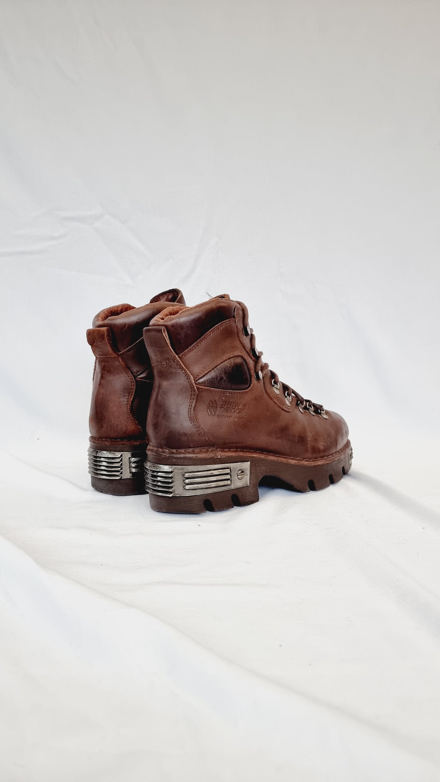 EU 43 / UK 9 New Rock Boots