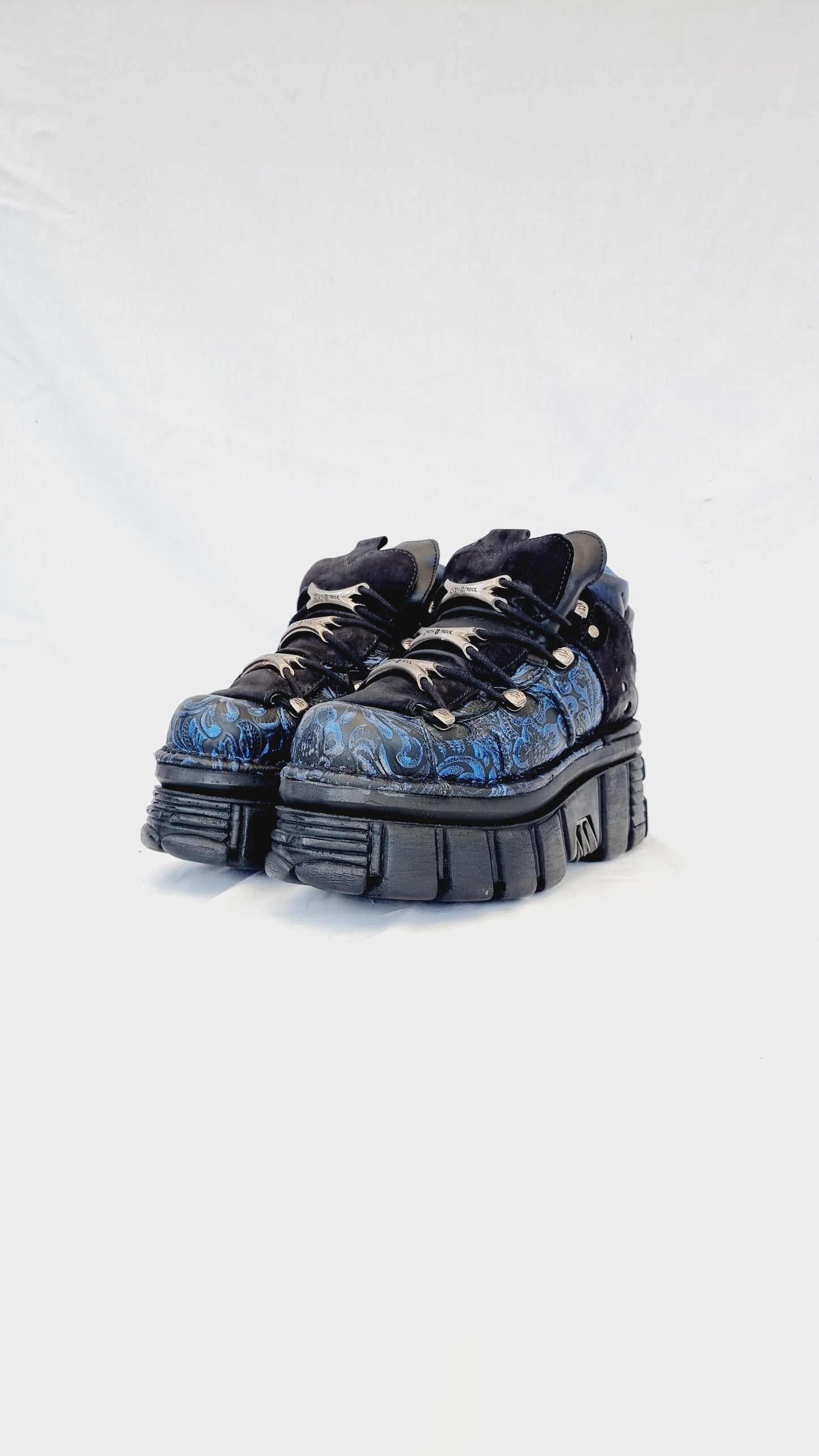 EU 40 / UK 7 New Rock Boots