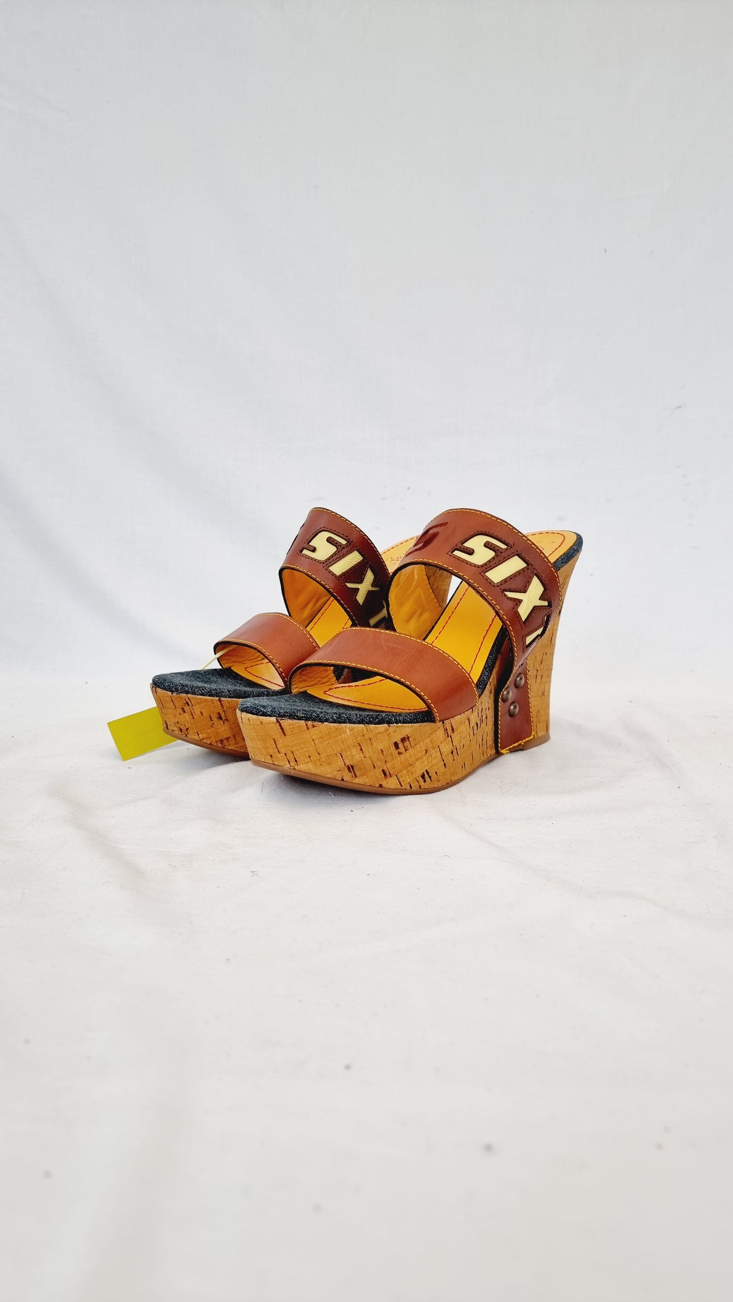 EU 39 / UK 6 Miss Sixty Platforms