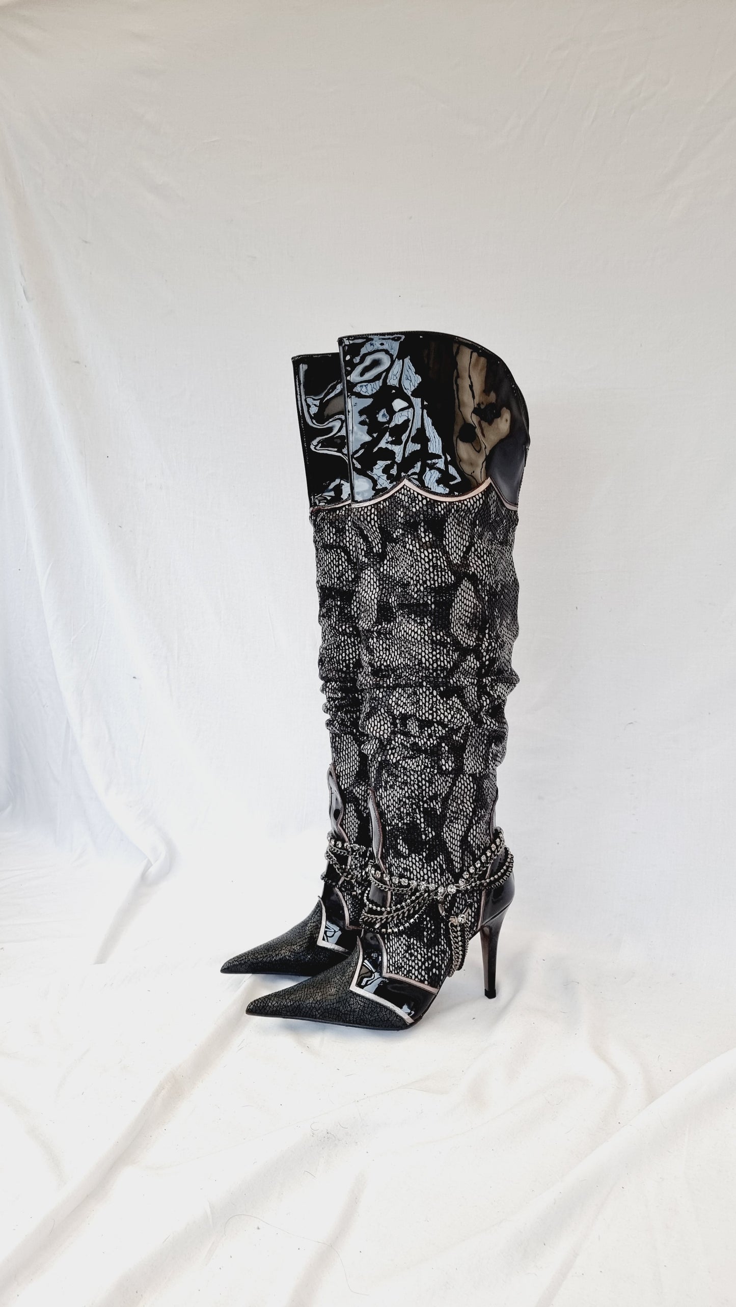 EU 39 / UK 6 El Dantes Boots