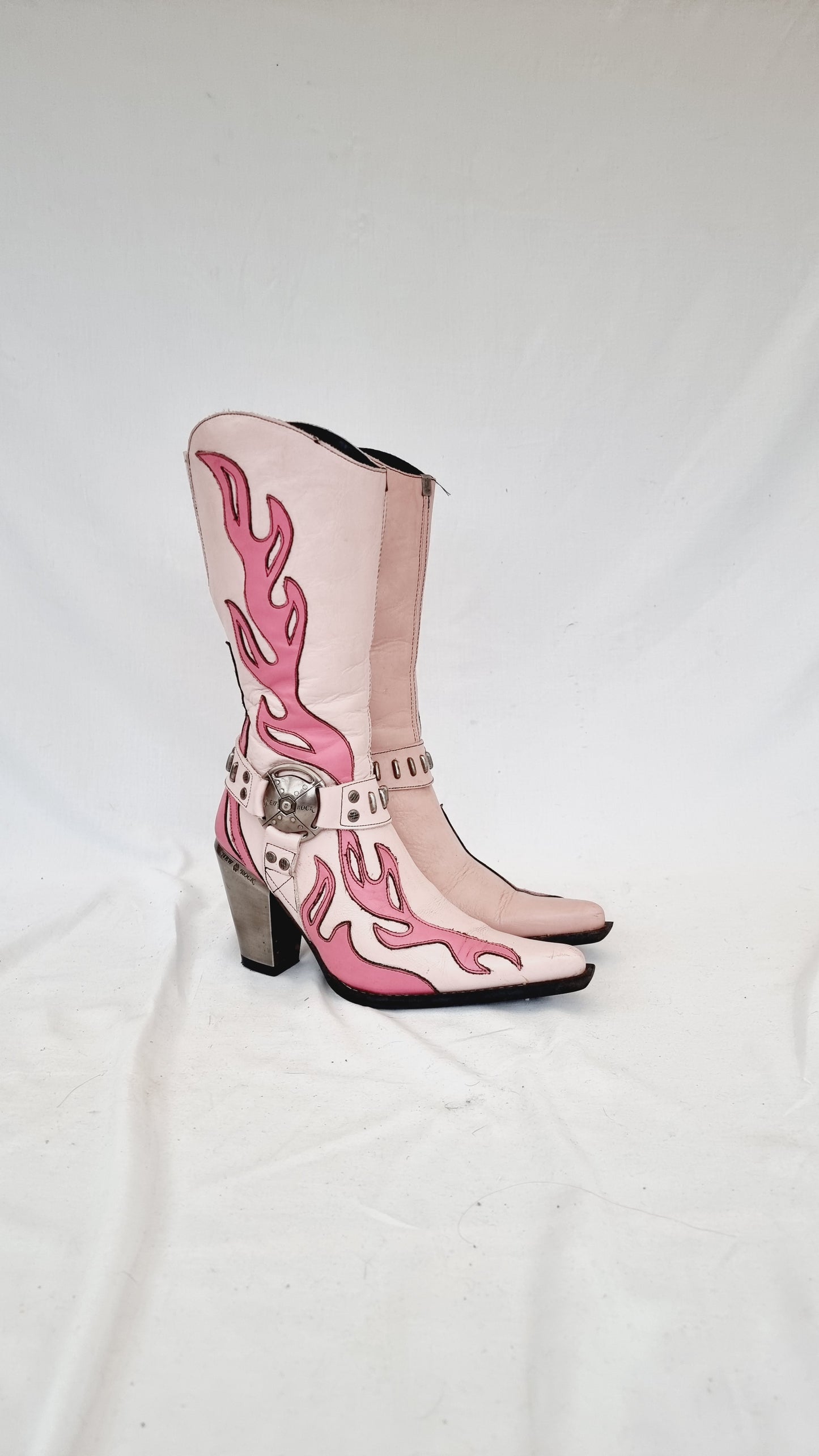 EU 37 / UK 4 New Rock Boots