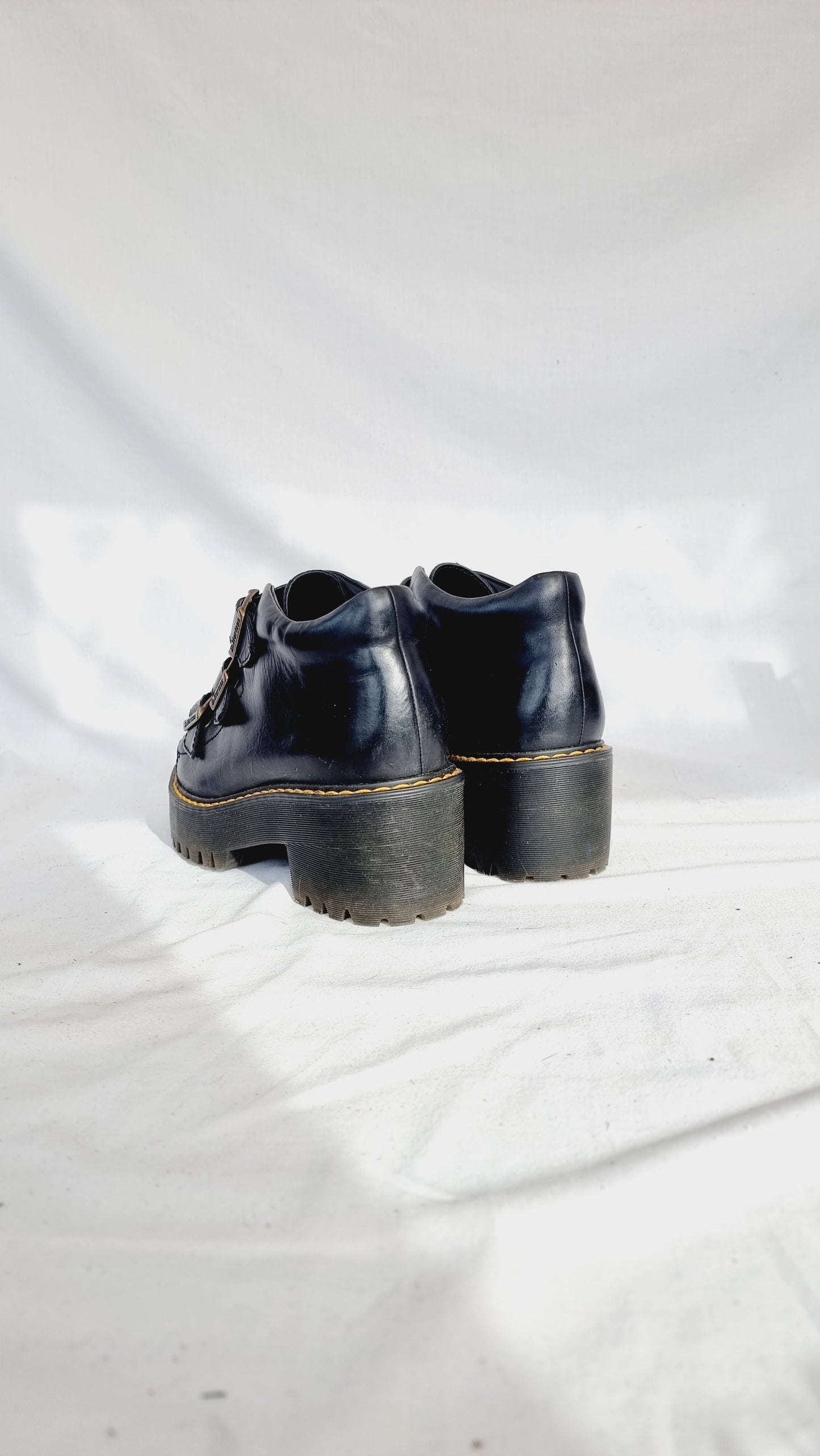EU 38 / UK 5 Dr Martens Boots