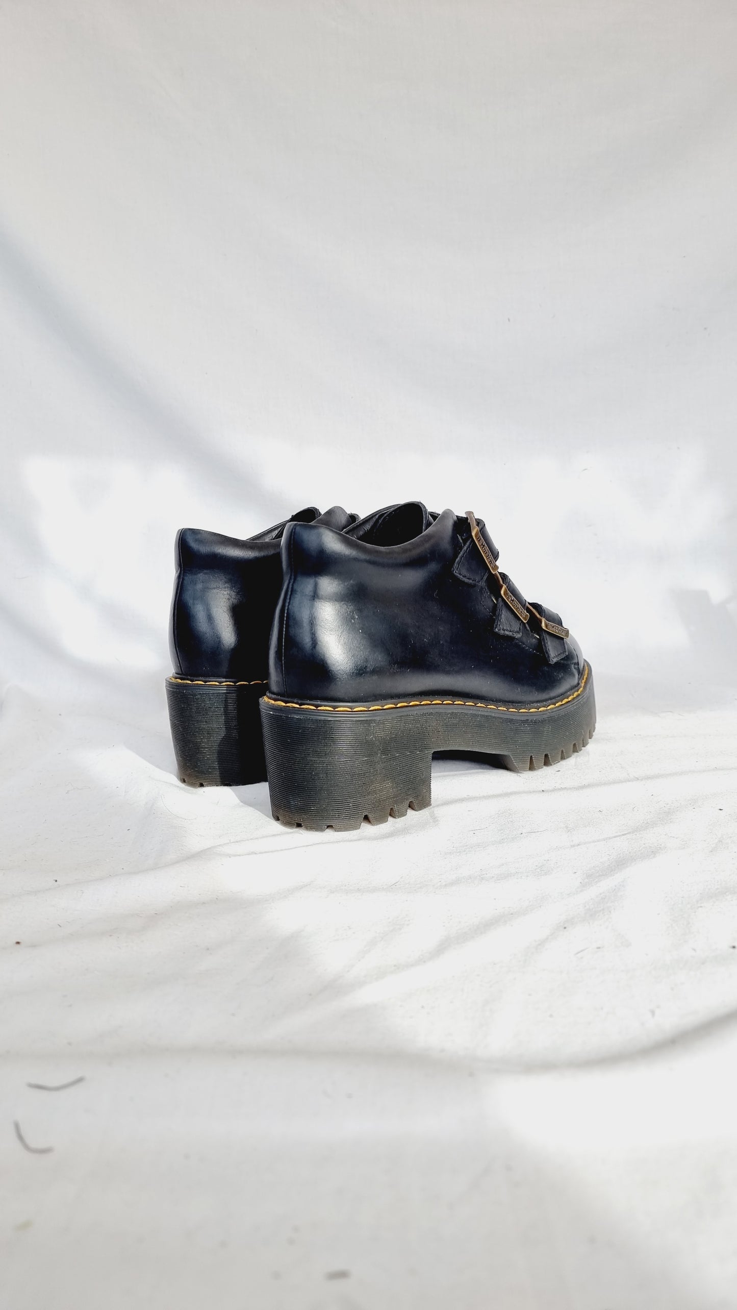 EU 38 / UK 5 Dr Martens Boots