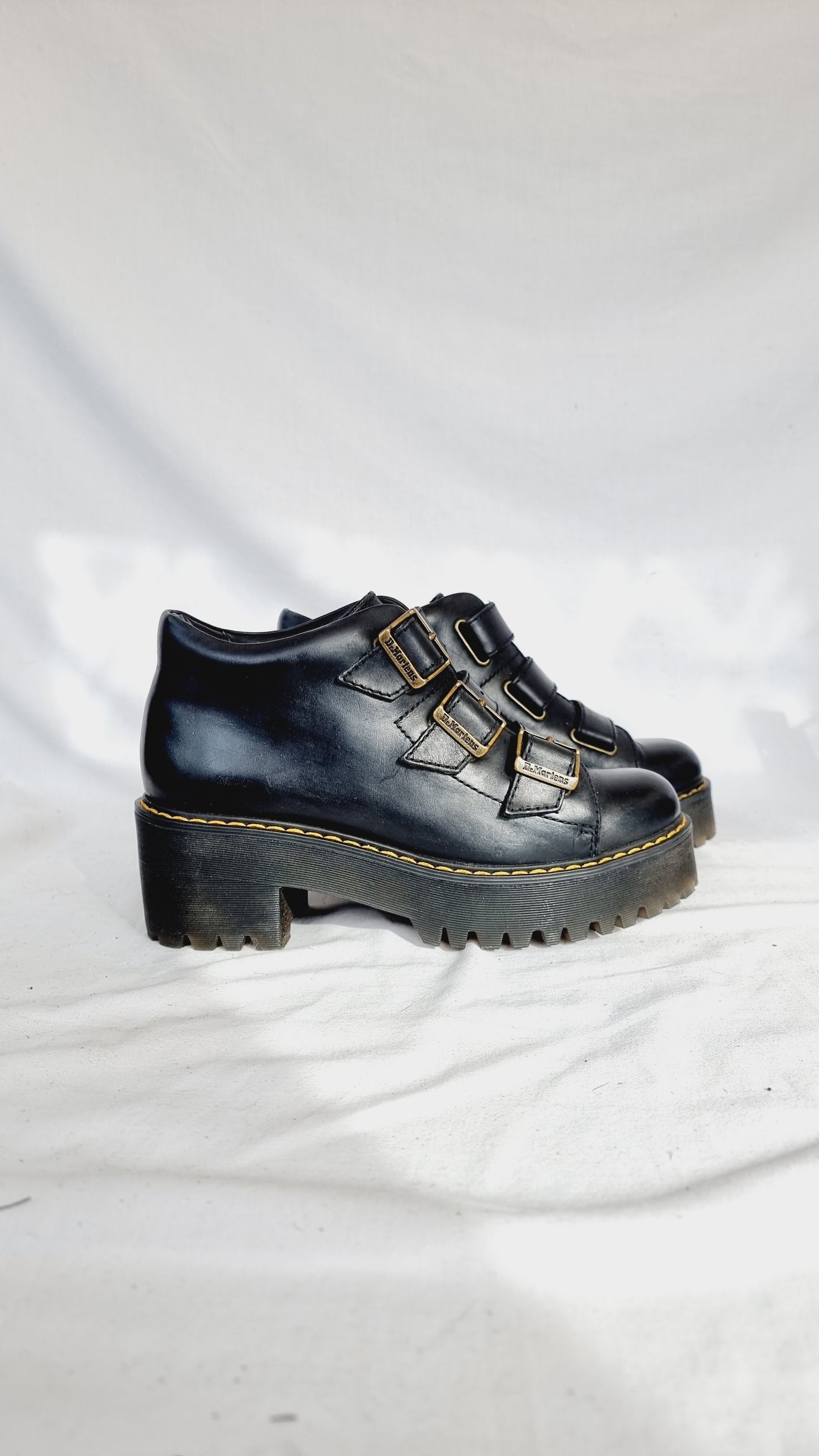 EU 38 / UK 5 Dr Martens Boots