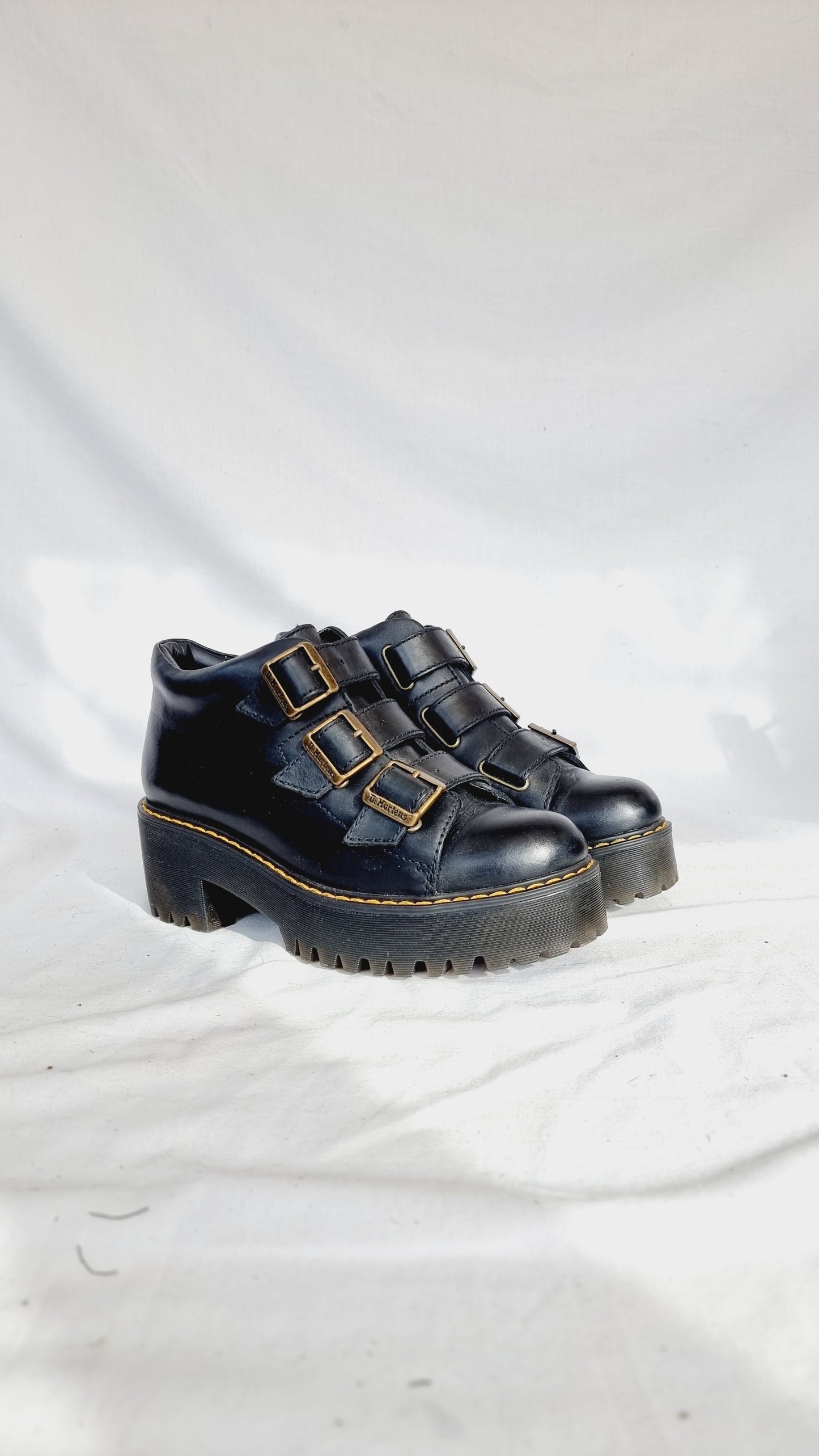 EU 38 / UK 5 Dr Martens Boots